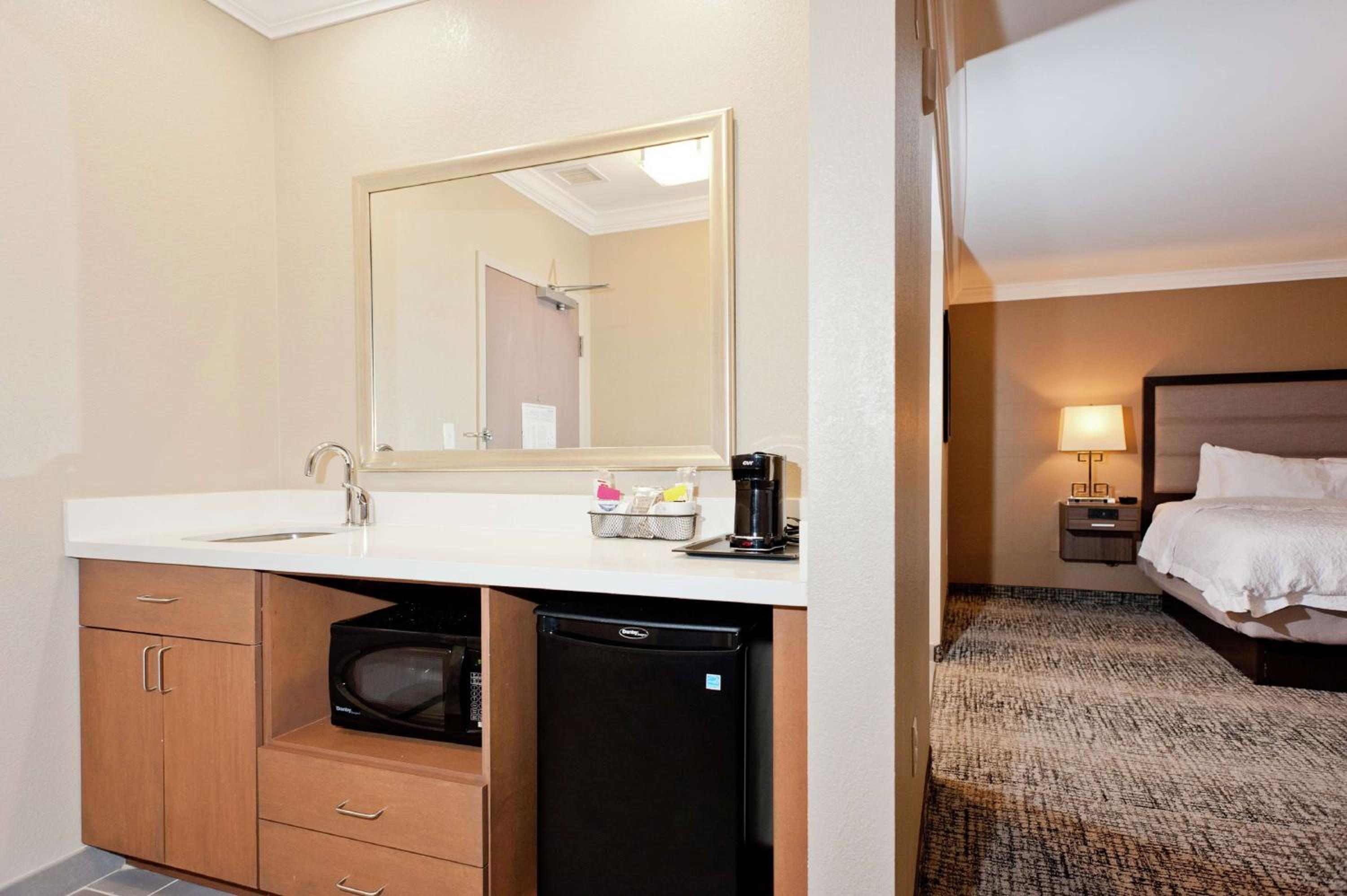 King Studio Suite - Non Smoking photo 3