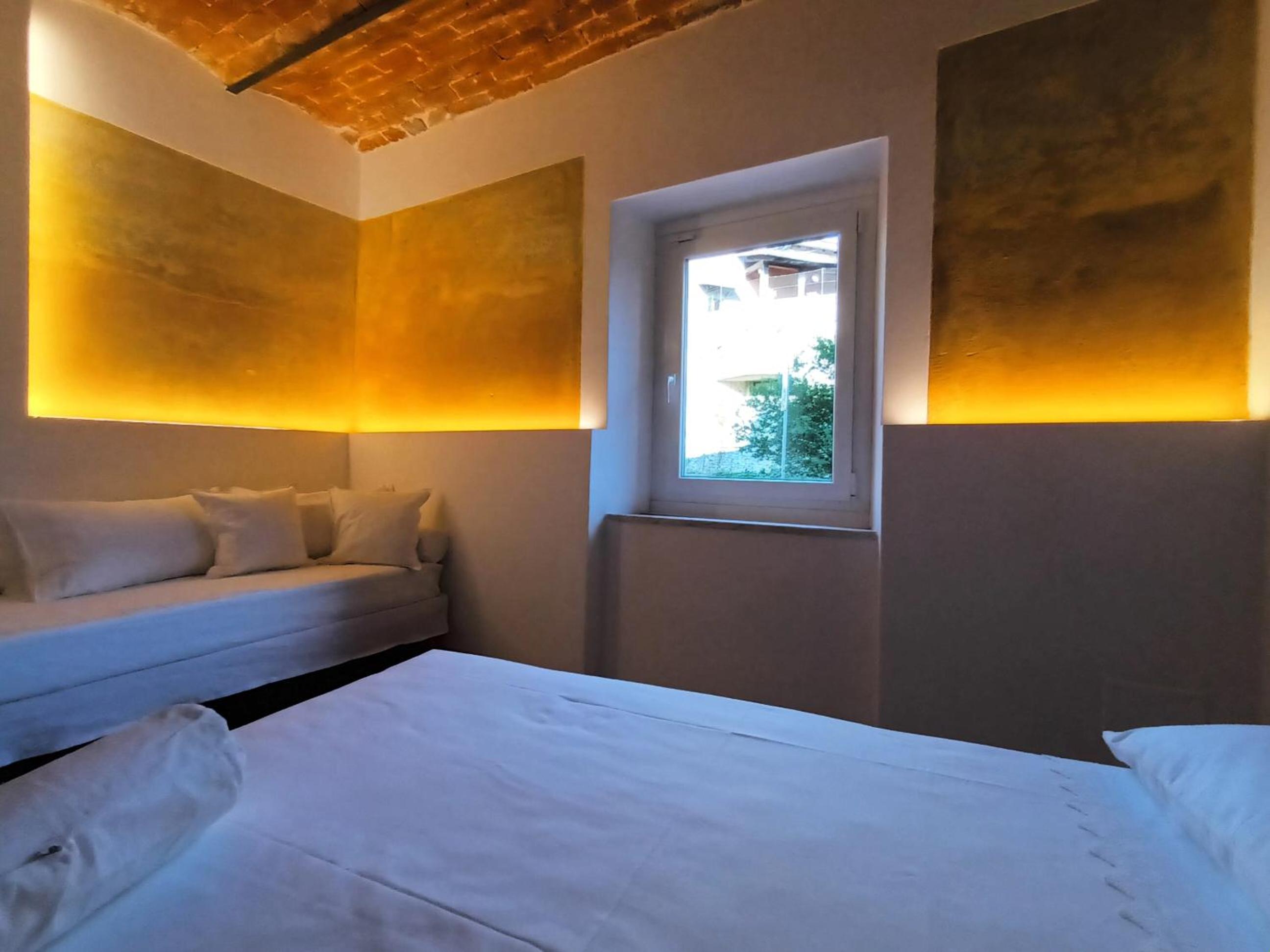 Basic Triple Room photo 2