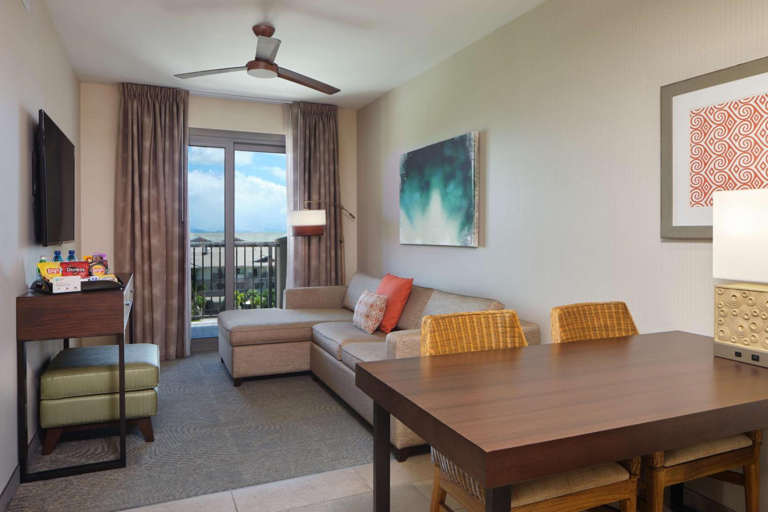 One-Bedroom Suite with Two Queen Beds and Balcony