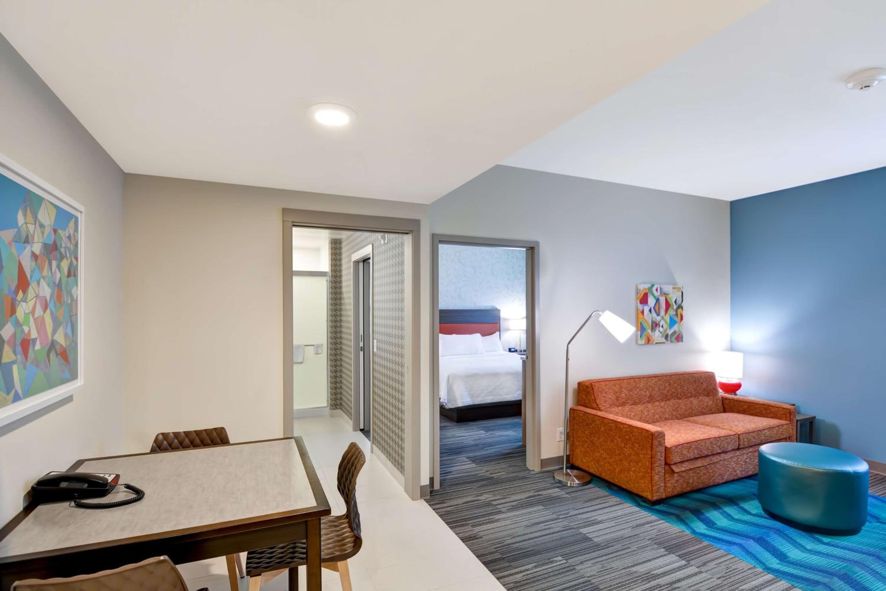 One-Bedroom King Suite - Non-Smoking photo 1