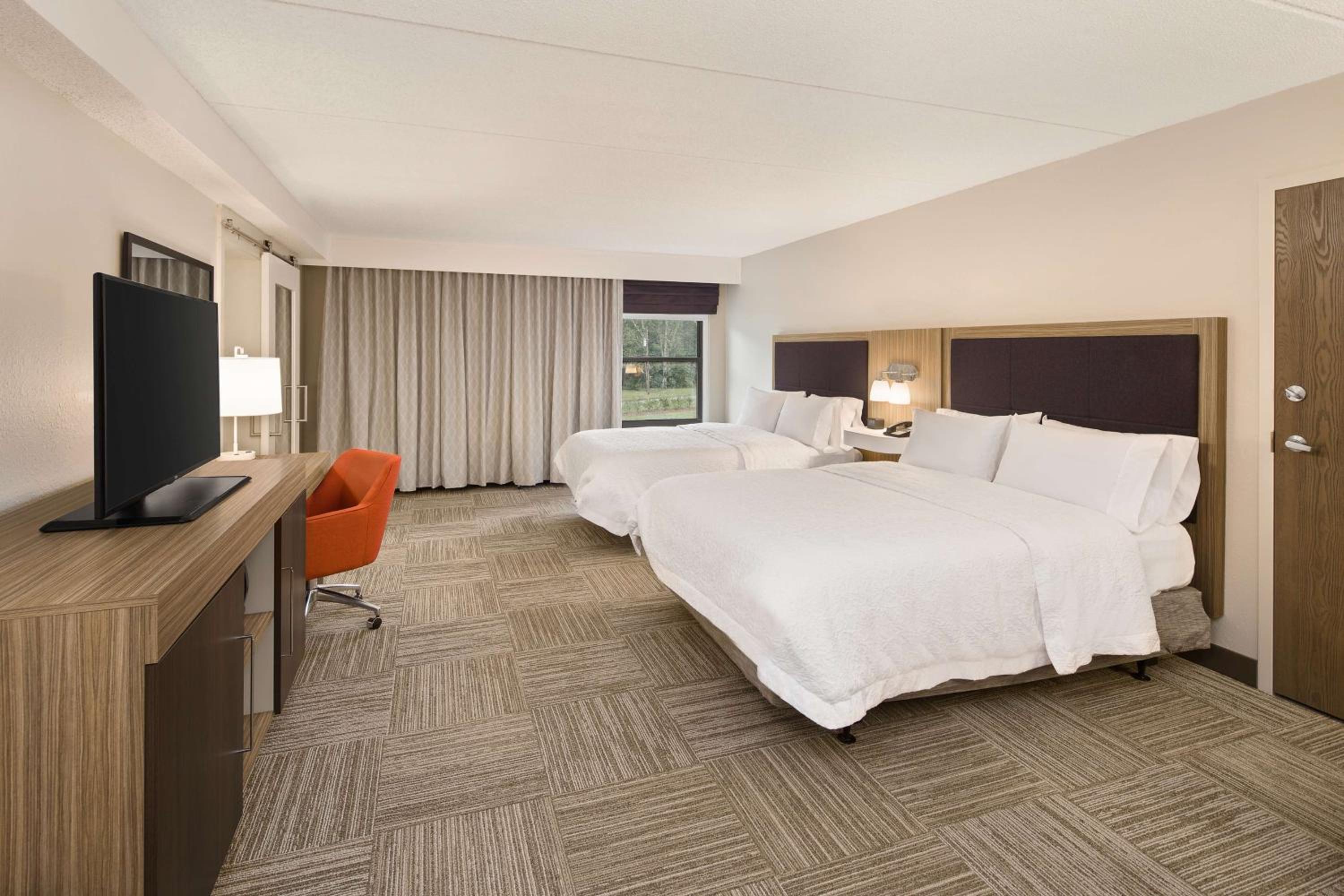 Queen Room with Two Queen Beds - Mobility and Hearing Access/Non-Smoking - Photo 1
