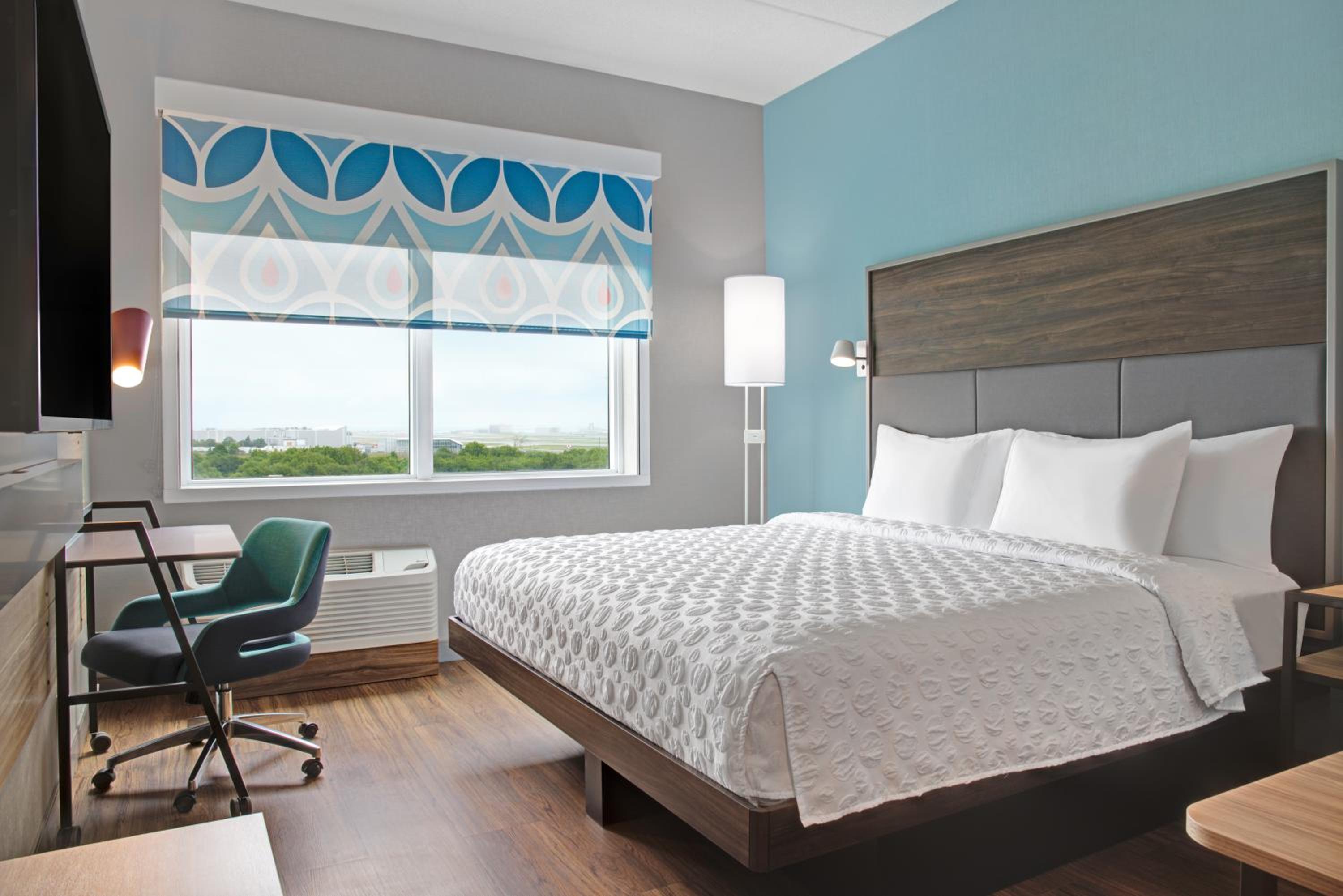 King Room with Walk-In Shower