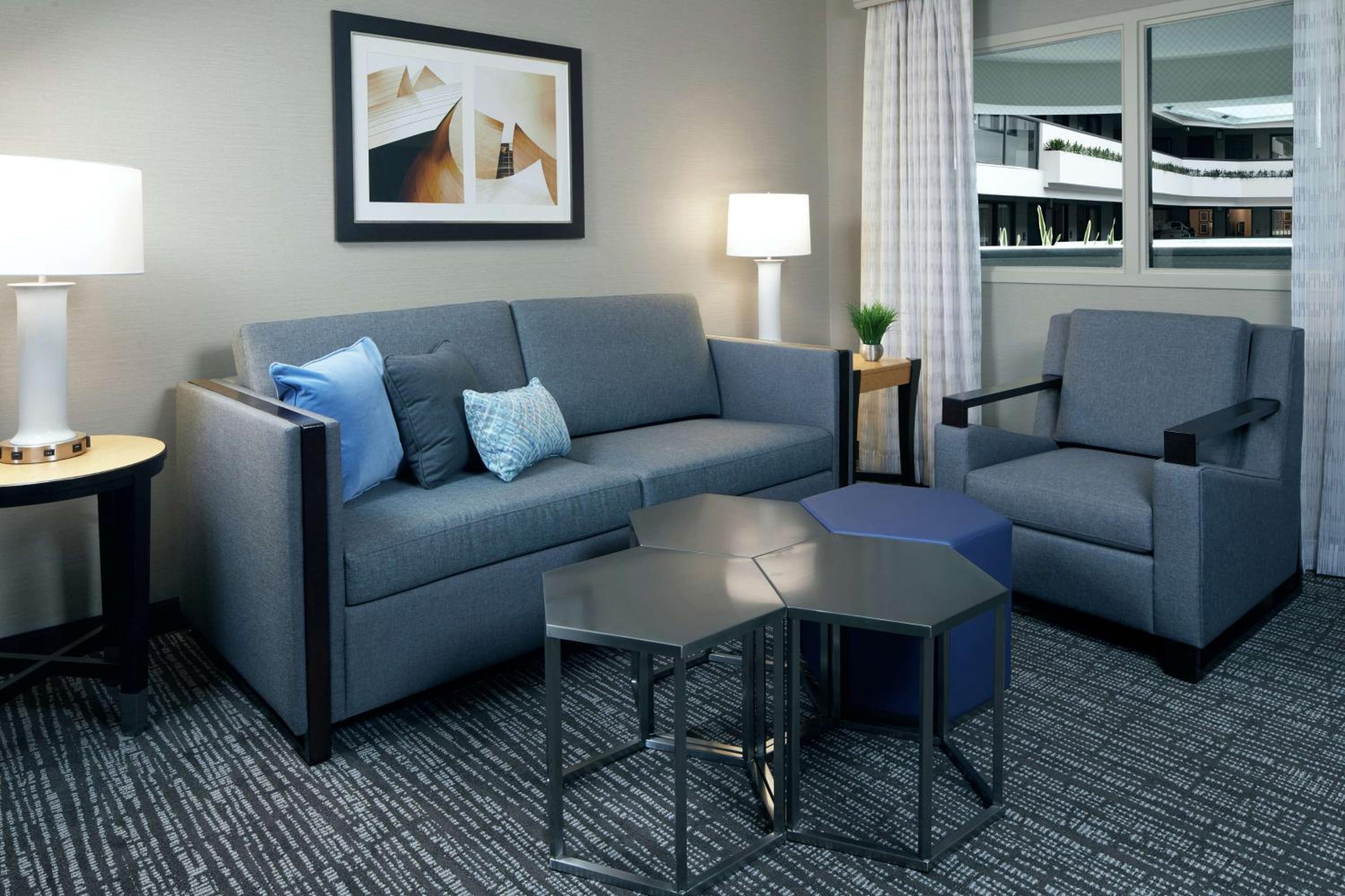 Premium Queen Suite with Two Queen Beds - Non-Smoking