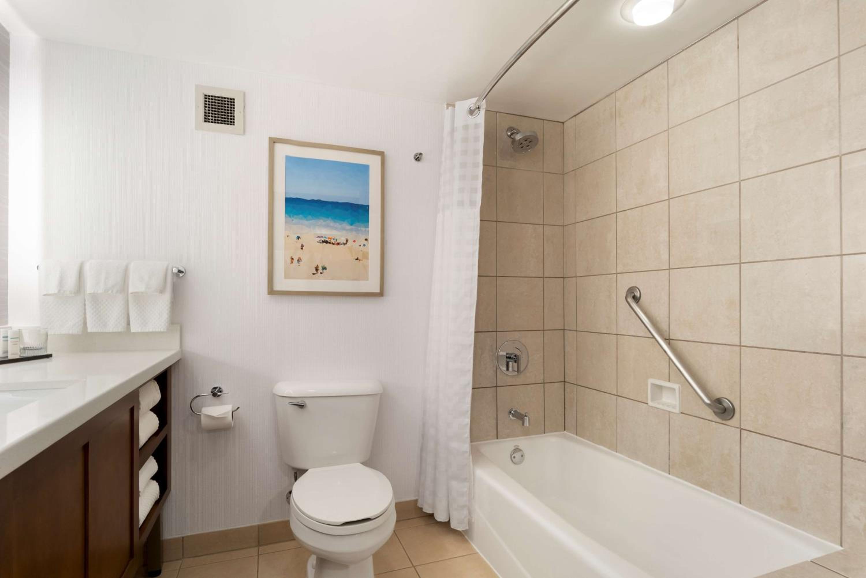 Two-Room King Suite - Non-Smoking - Photo 3