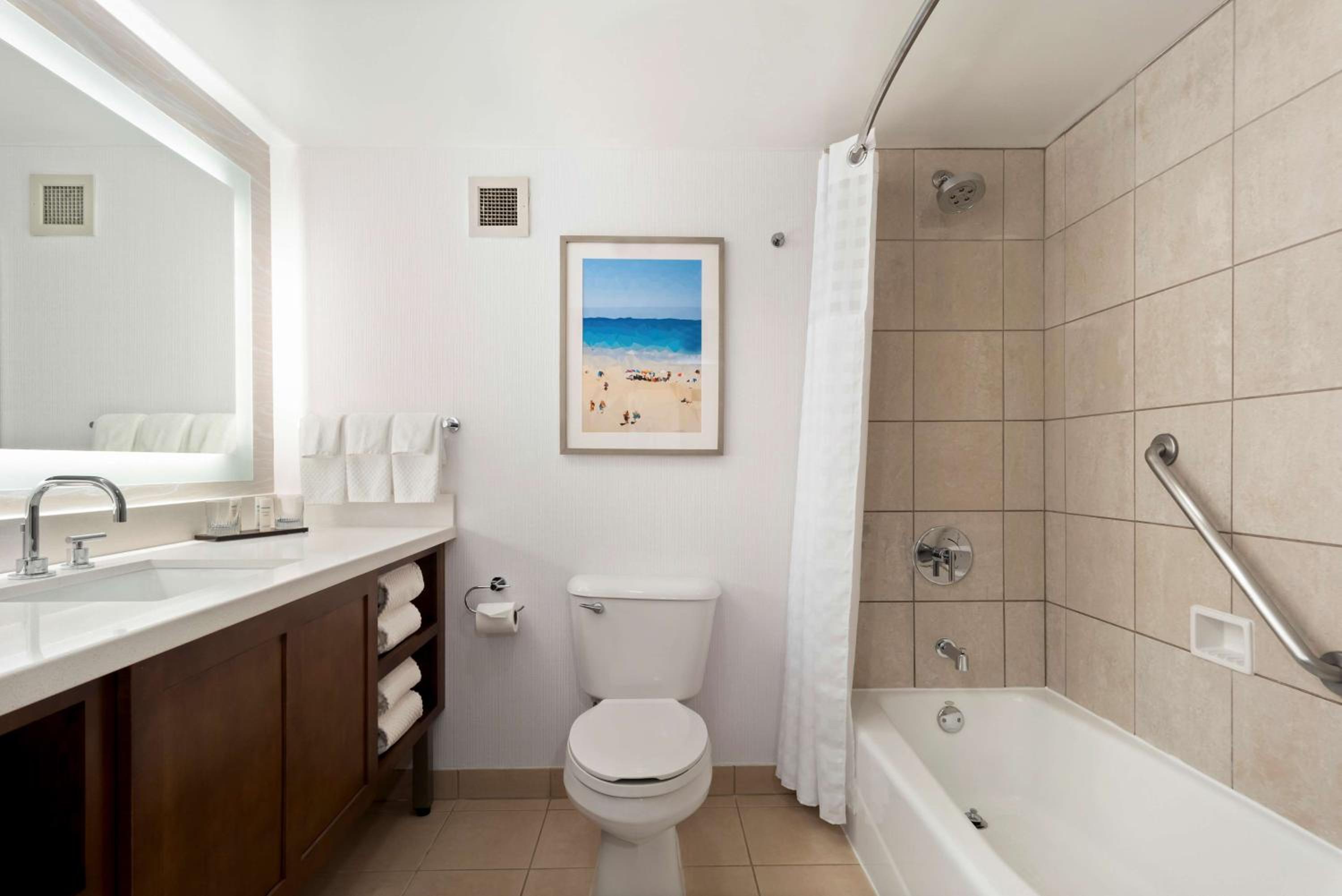 Two-Room King Suite - Non-Smoking - Photo 6