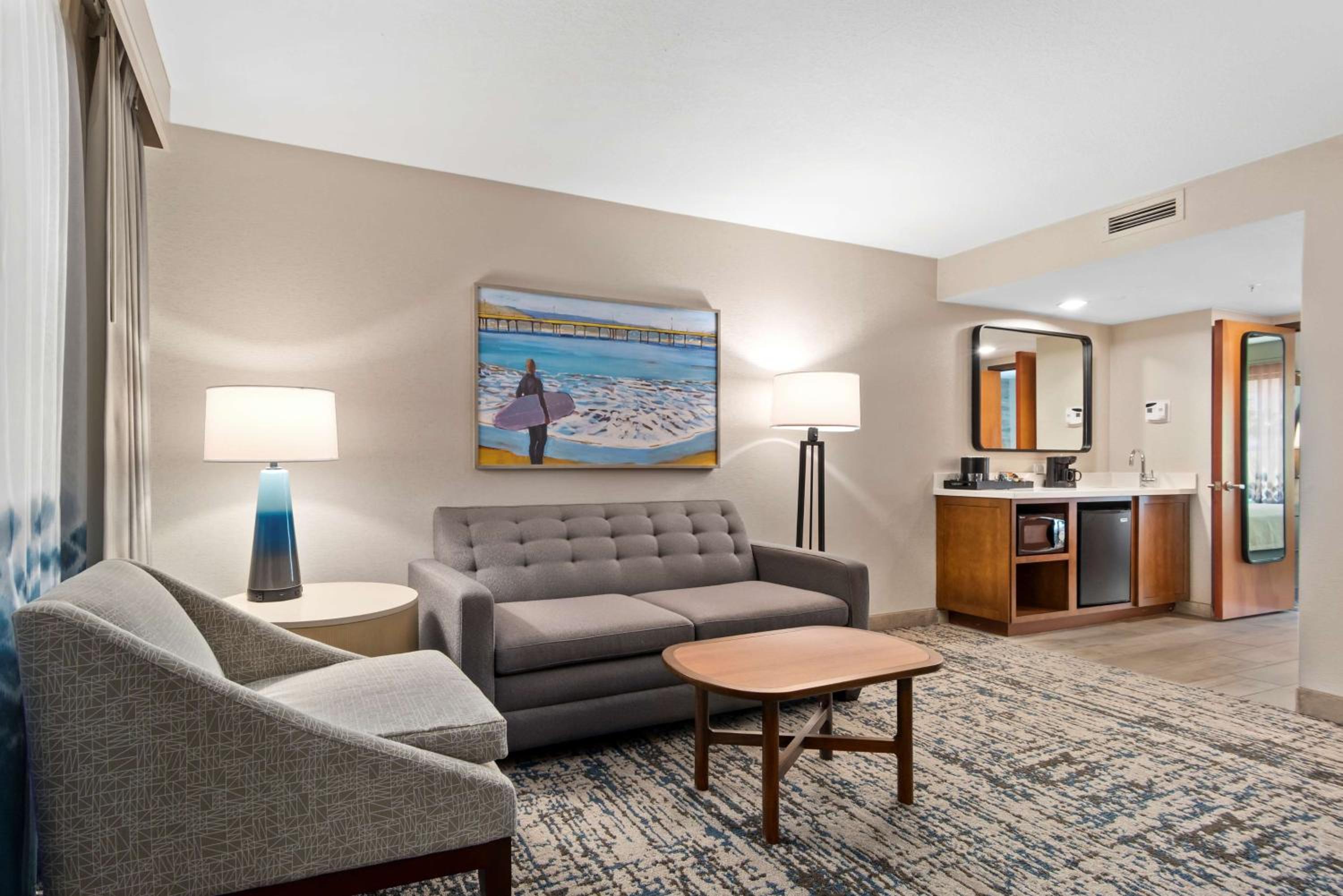 Two-Room King Suite - Non-Smoking - Photo 10