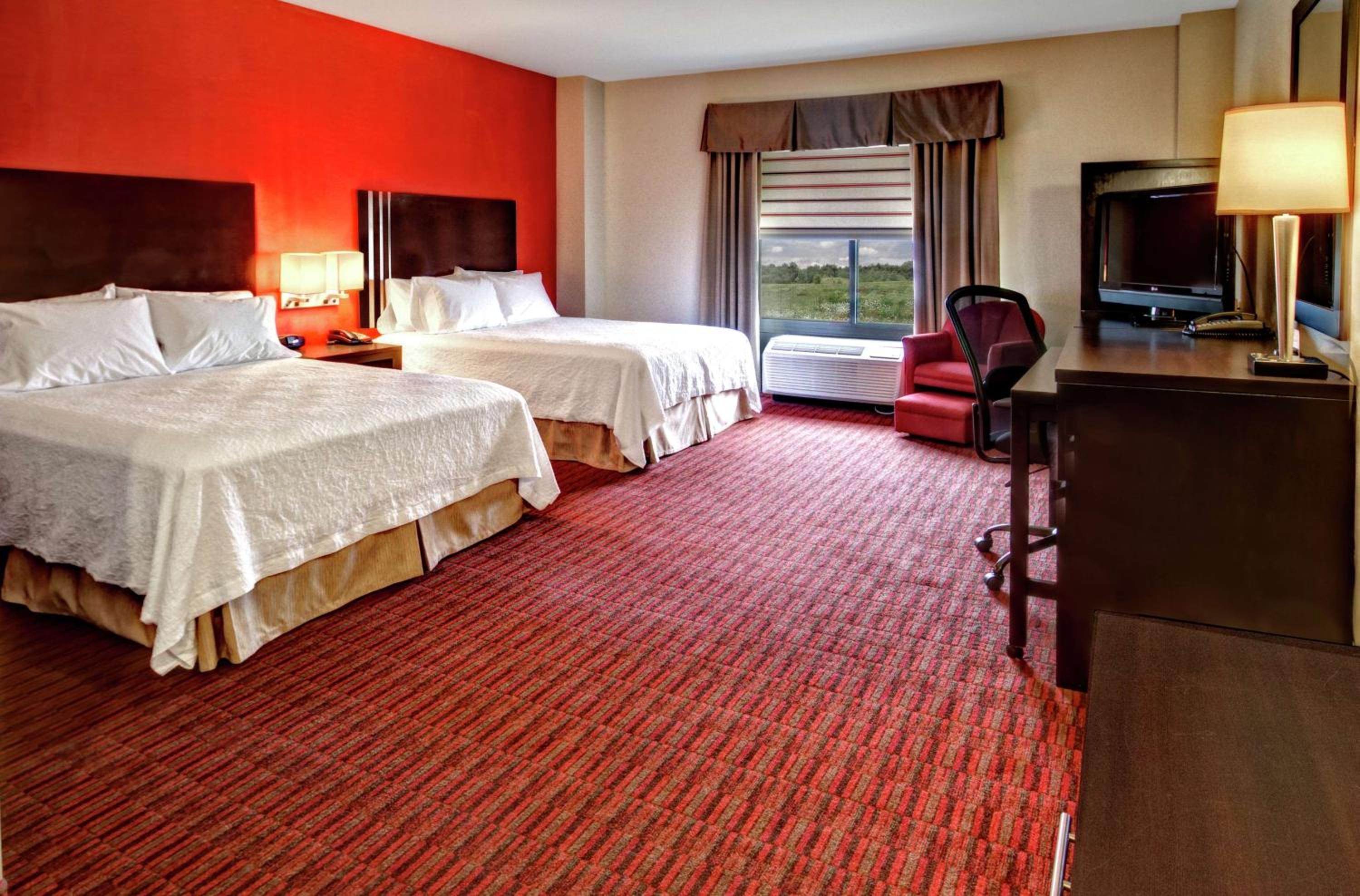 Queen Room with Two Queen Beds - Mobility and Hearing Access/Non-Smoking - Photo 1
