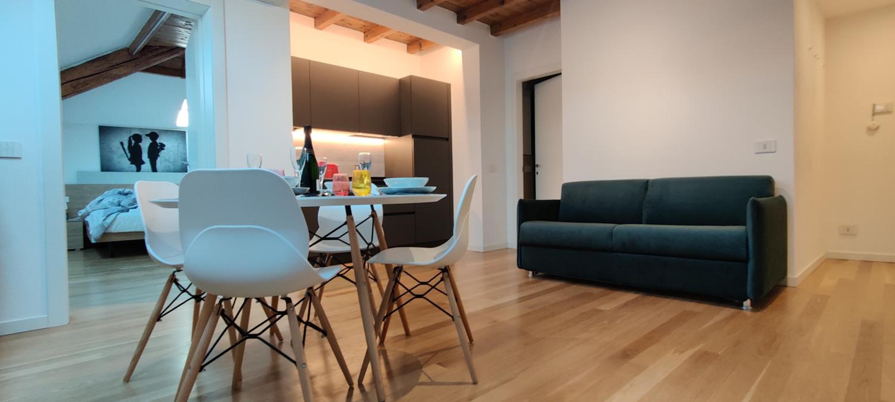 One-Bedroom House photo 1