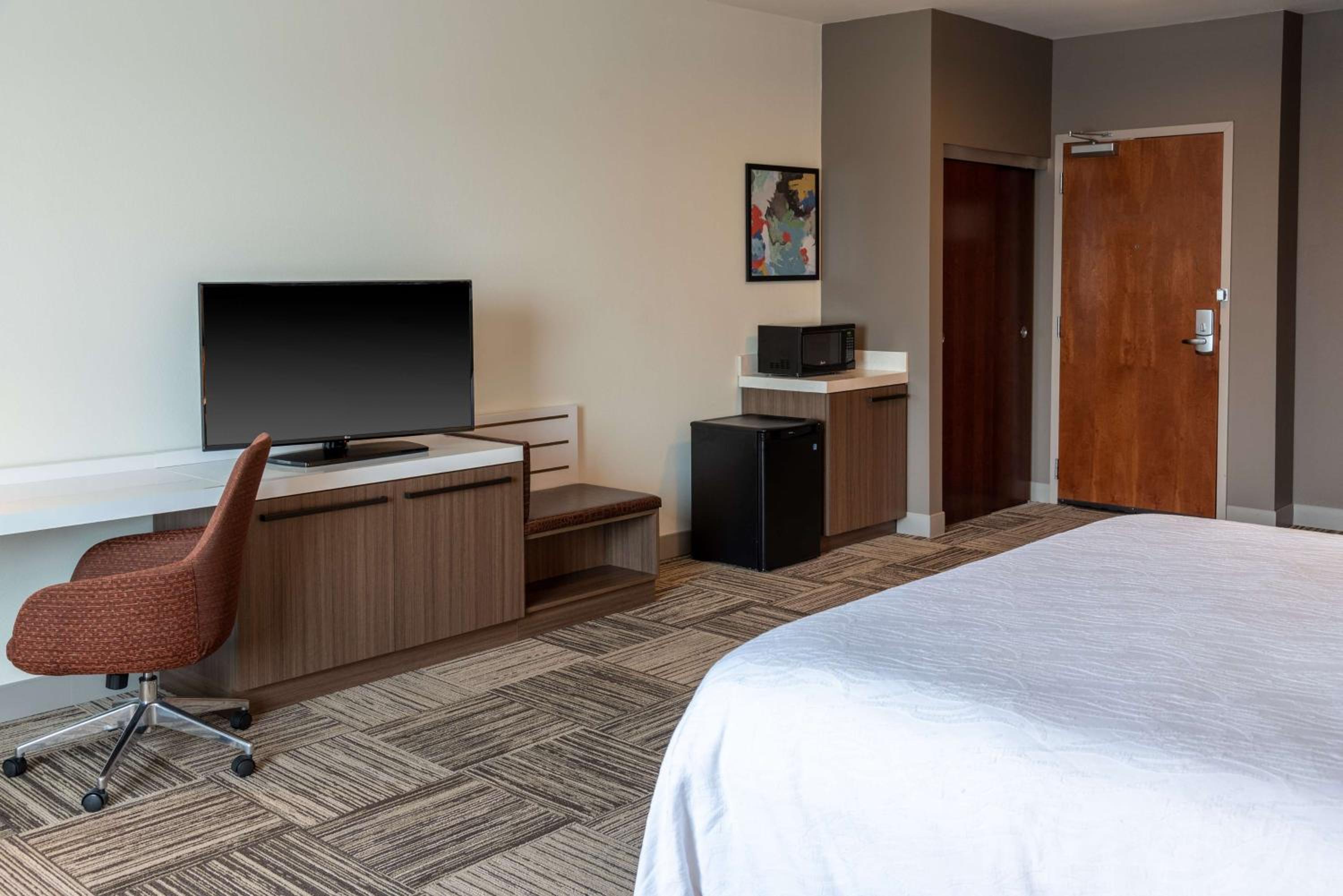 Deluxe King Room - Photo 4