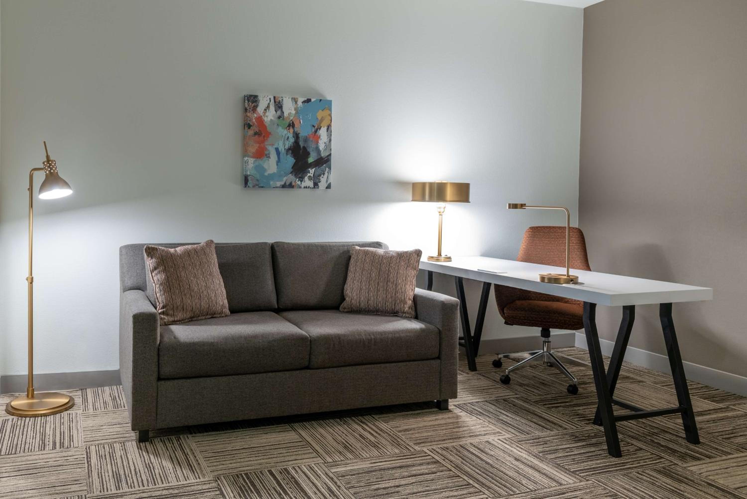 Junior King Suite with Sofa Bed - Photo 1