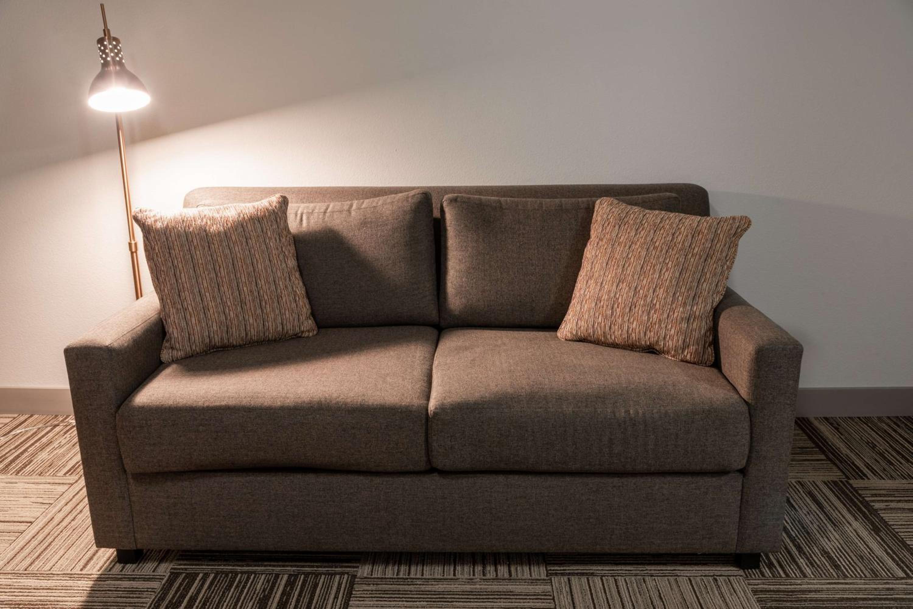 Junior King Suite with Sofa Bed - Photo 6