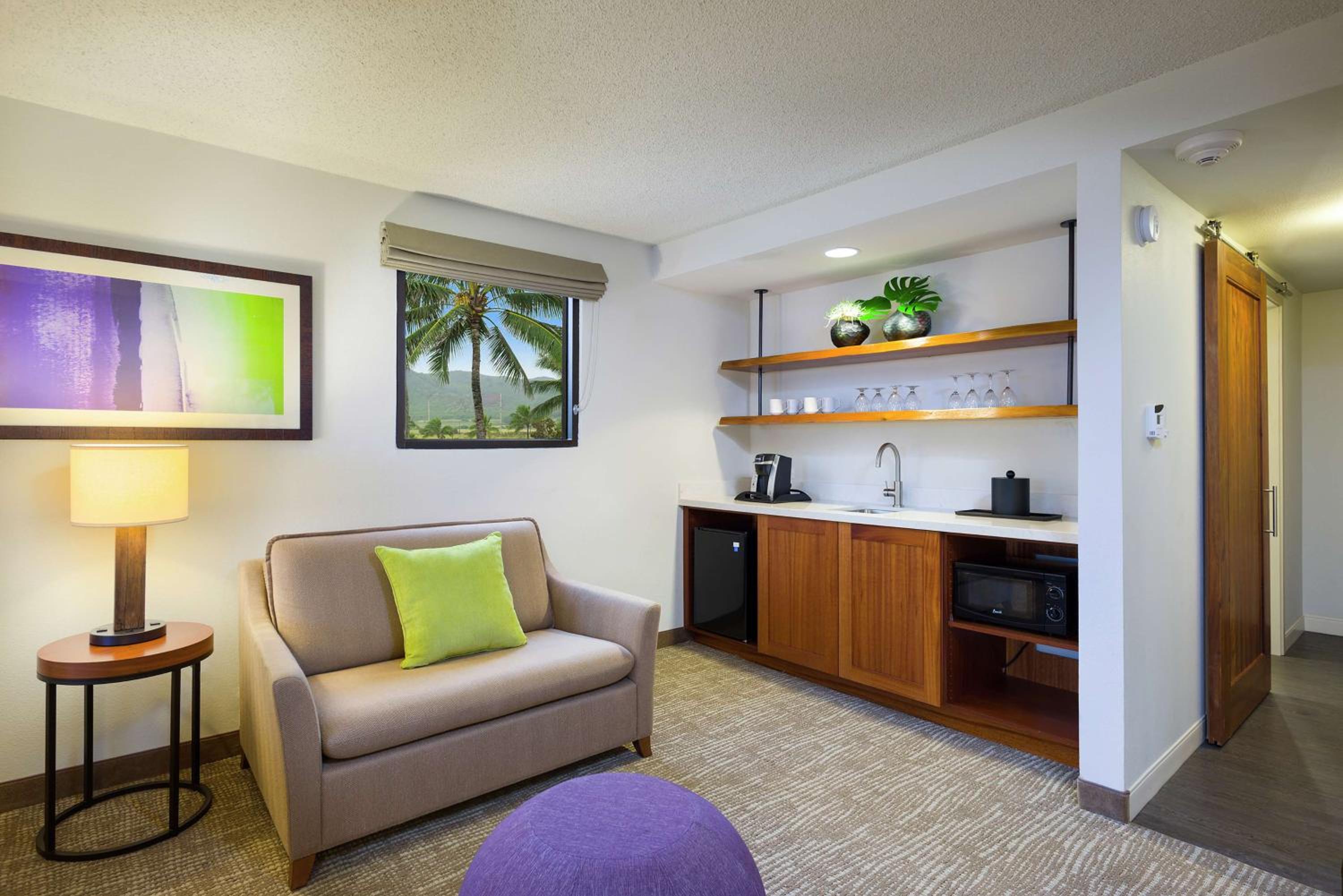 Junior King Suite with Ocean View - Photo 3
