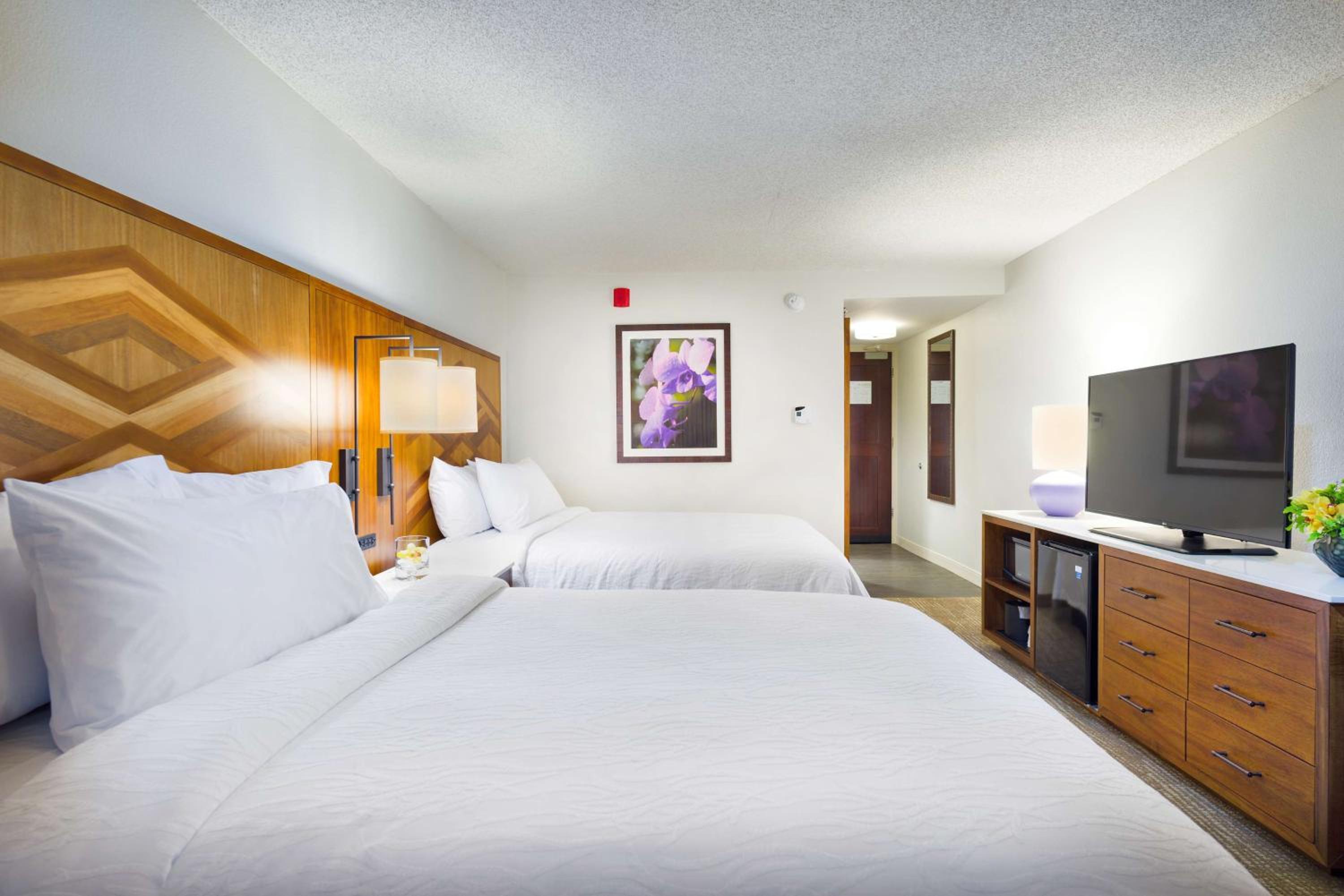 Queen Room with Two Queen Beds - Mobility Access - Photo 3