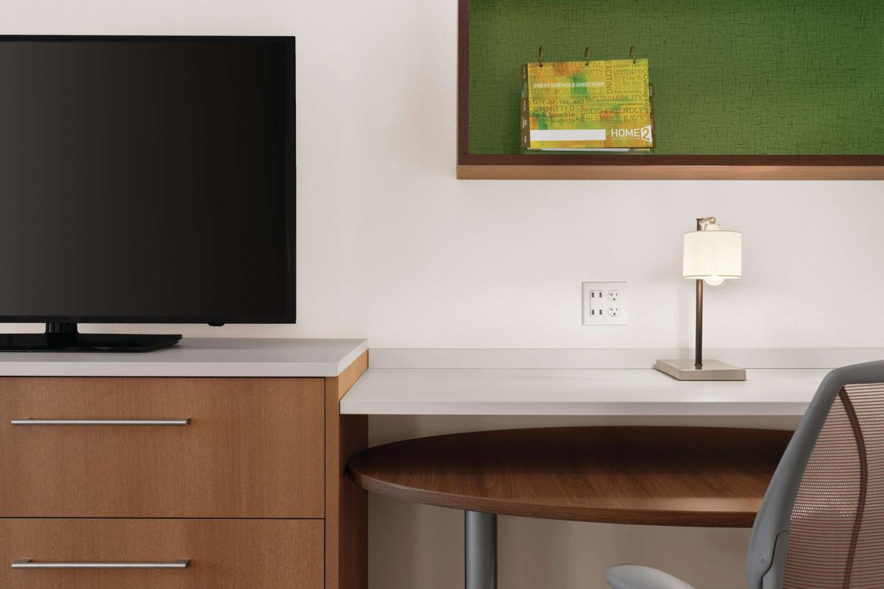 King Studio Suite - Hearing Access/Non-Smoking photo 2