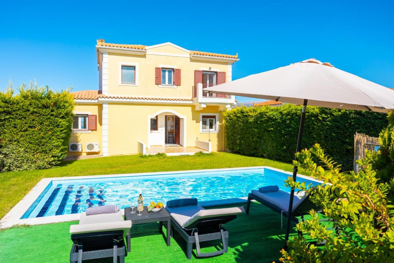 Villa photo 3
