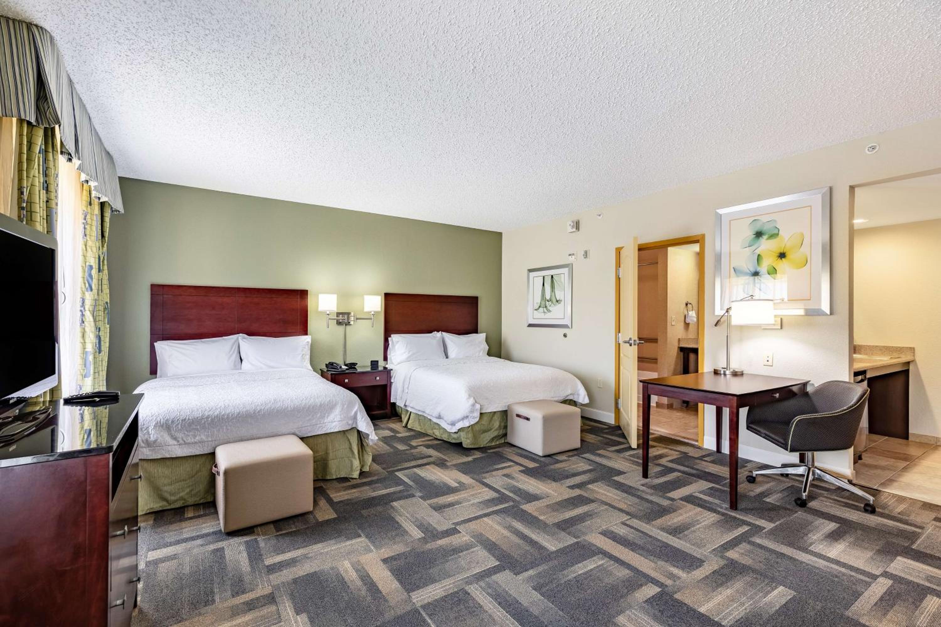 Queen Studio Suite with Two Queen Beds and Sofa Bed - Non-Smoking