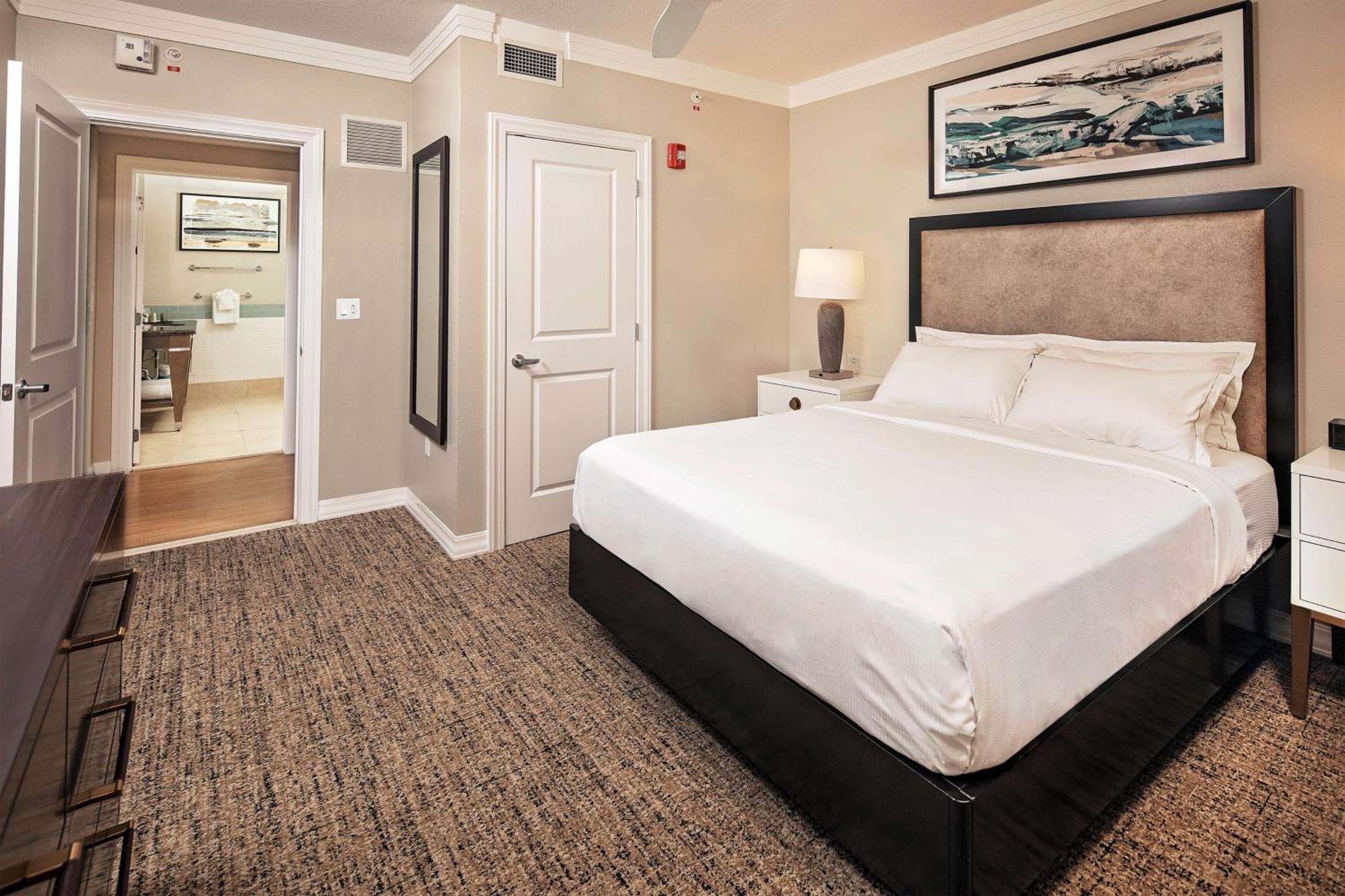 2 BEDROOM 1 KING 1 QUEEN SUITE AND SOFABED