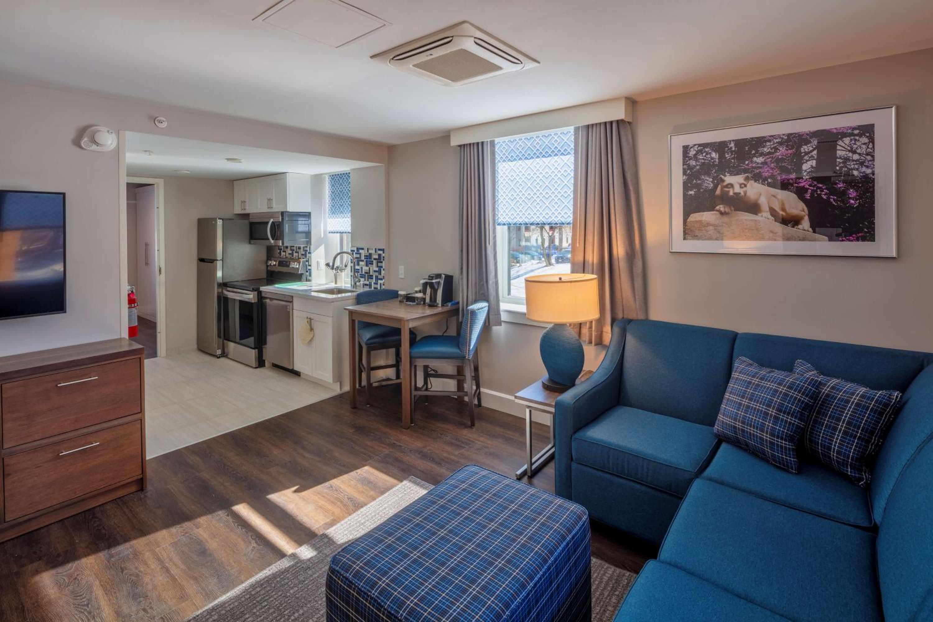 King Suite - Photo 1