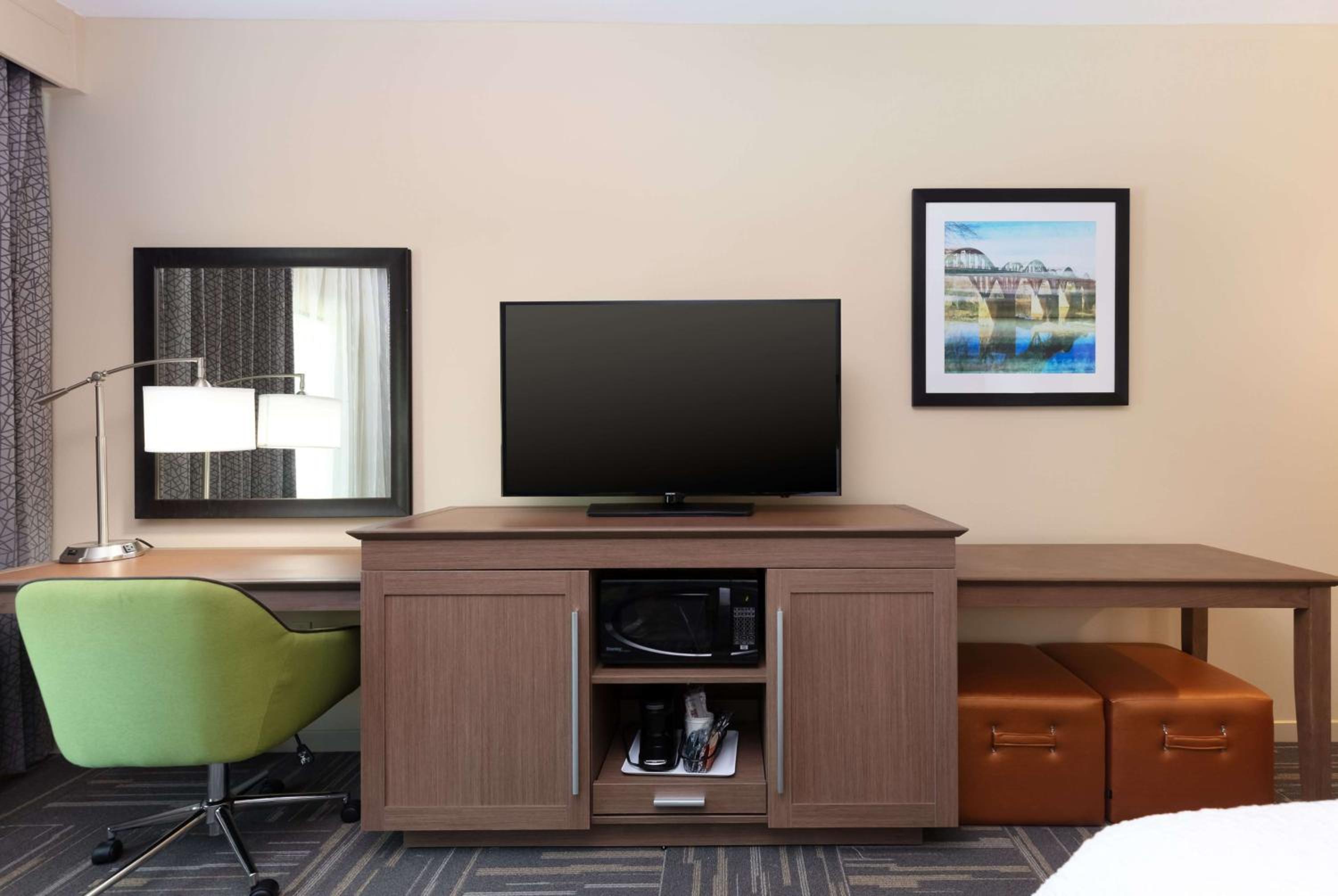 King Room with Sofa Bed photo 1