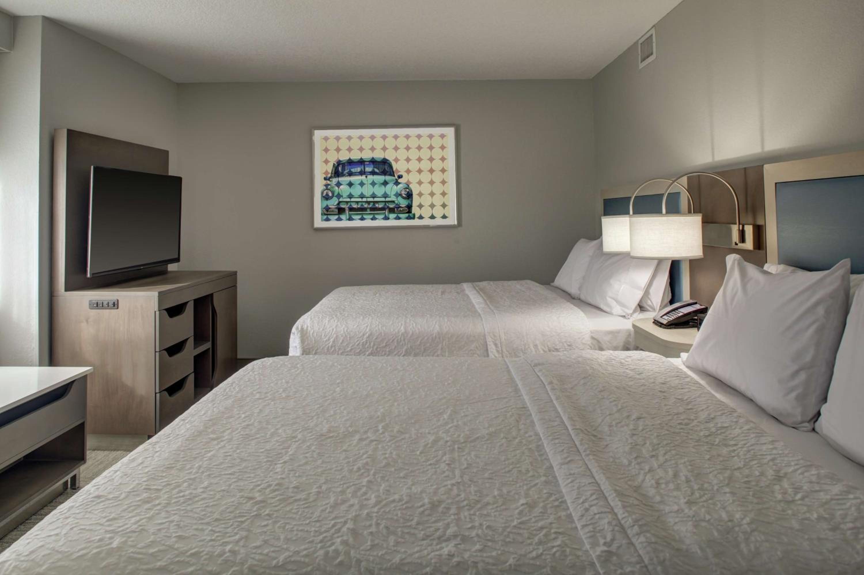 Double Suite with Kitchenette - Non-Smoking 
