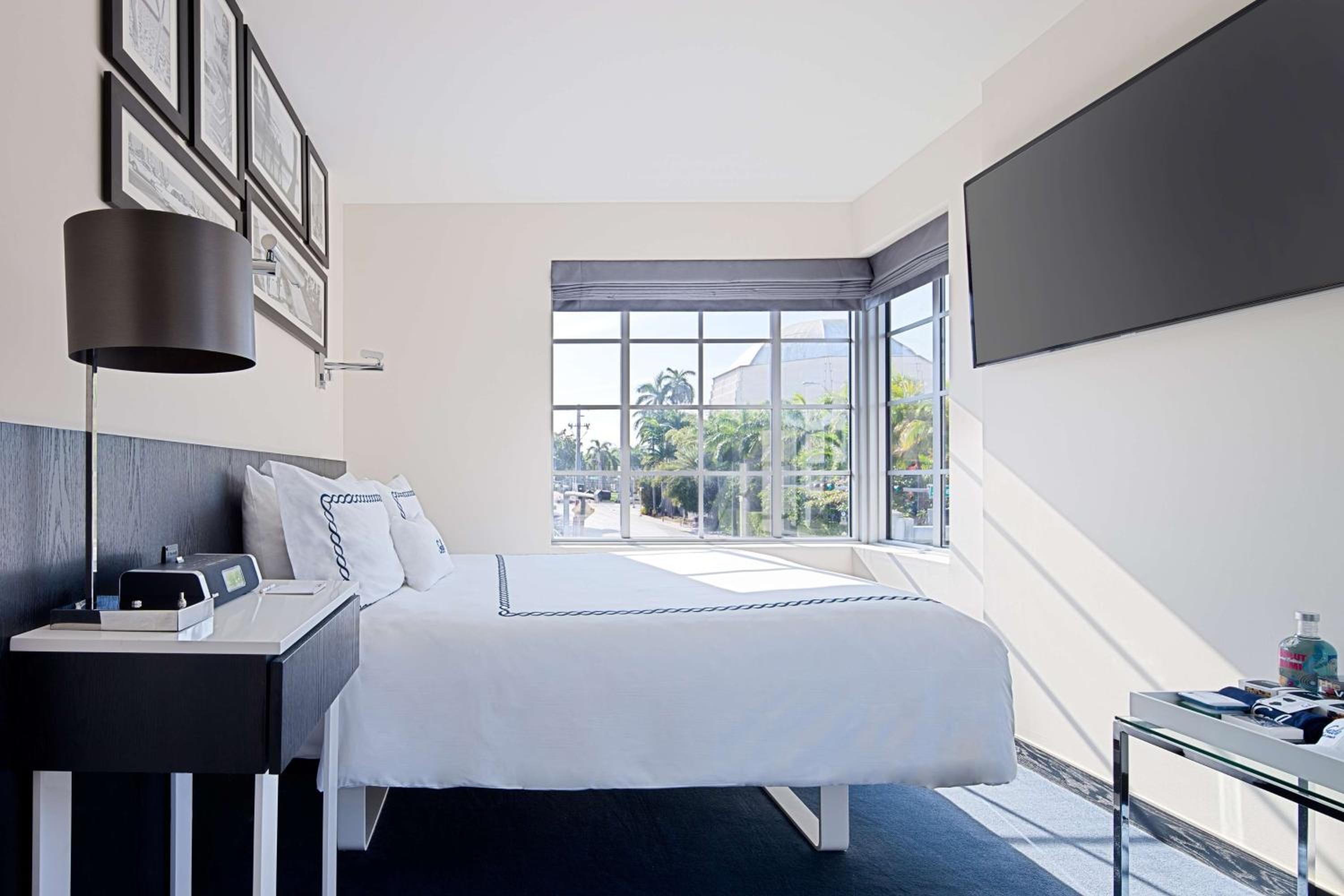 Signature Queen Room photo 1