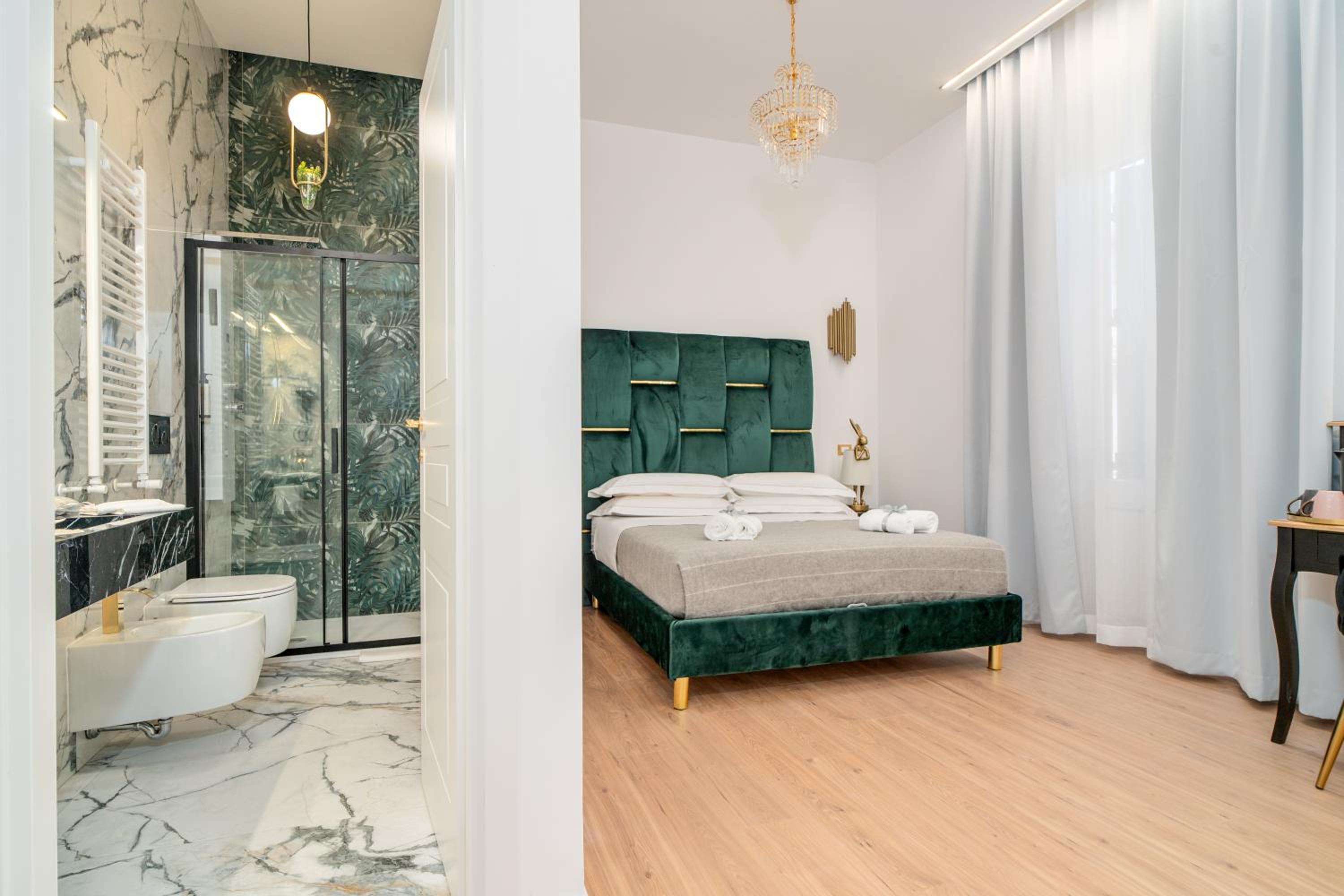 Deluxe Queen Room photo 3