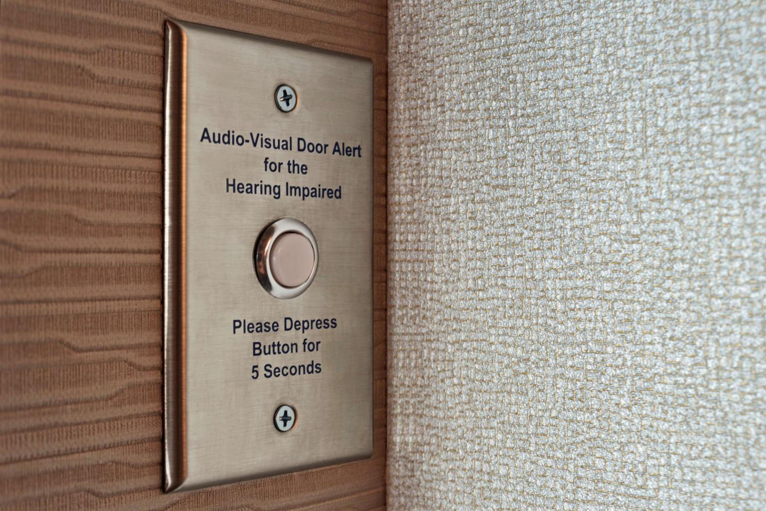 King Room - Hearing Access - Photo 2