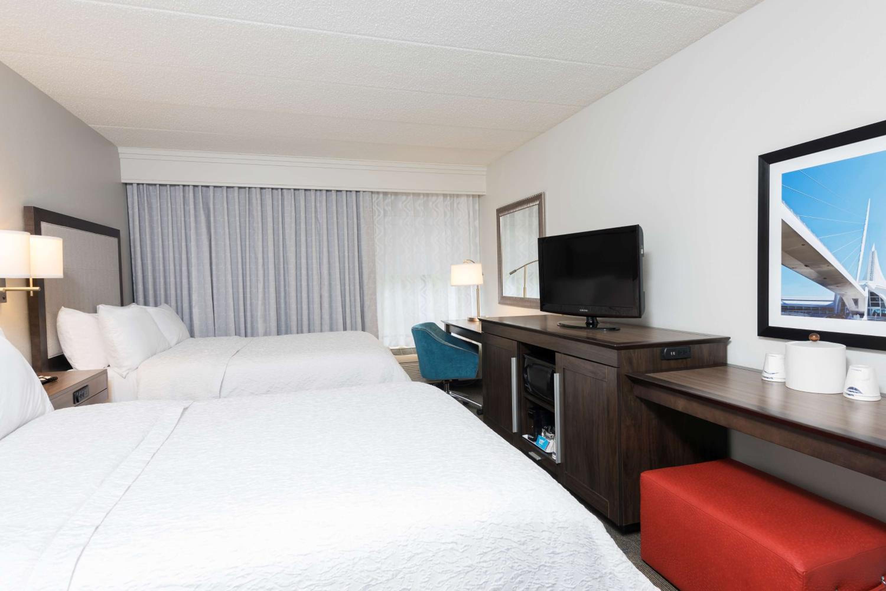 Double Room with Two Double Beds - Non-Smoking - Photo 4