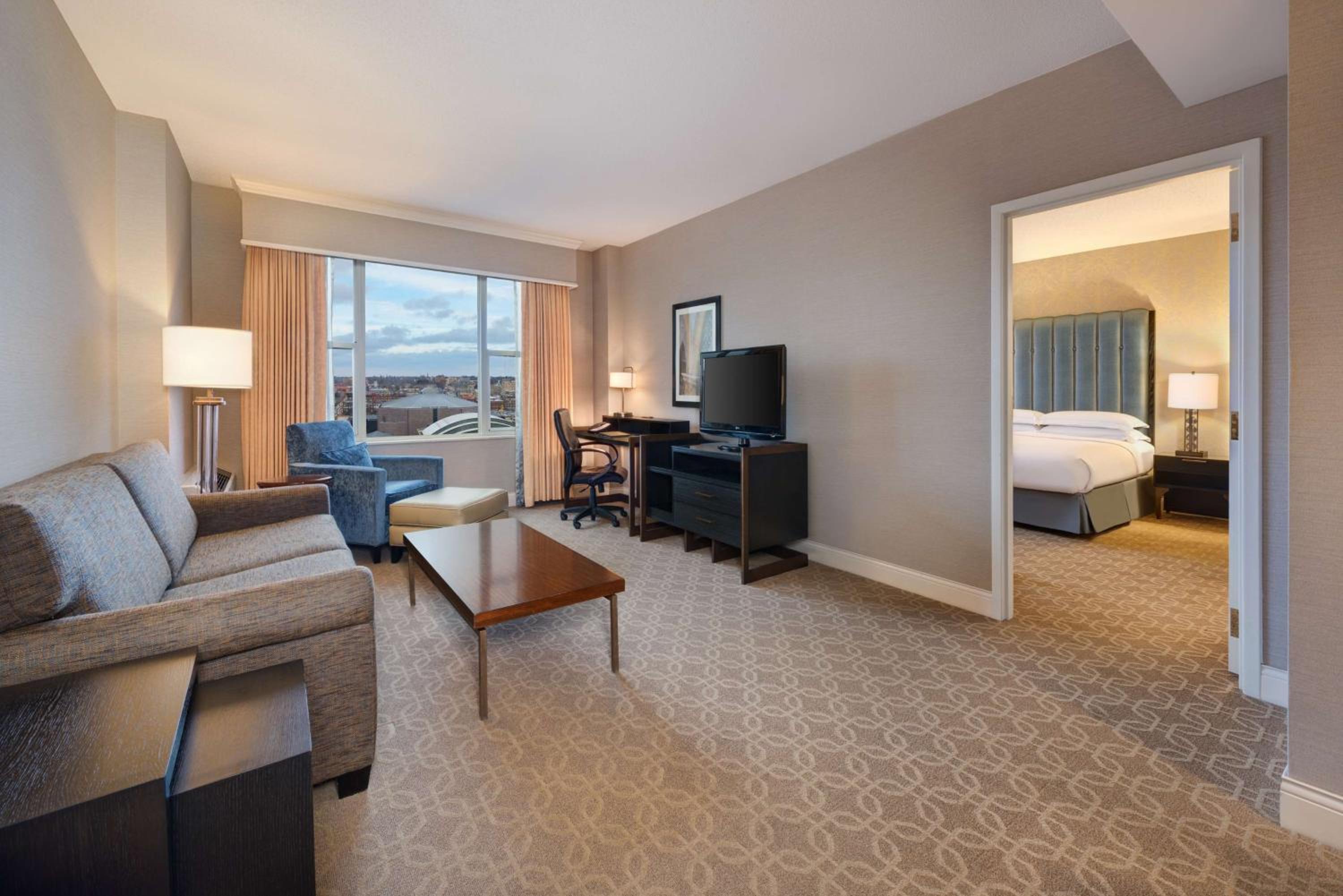 Executive Suite photo 2