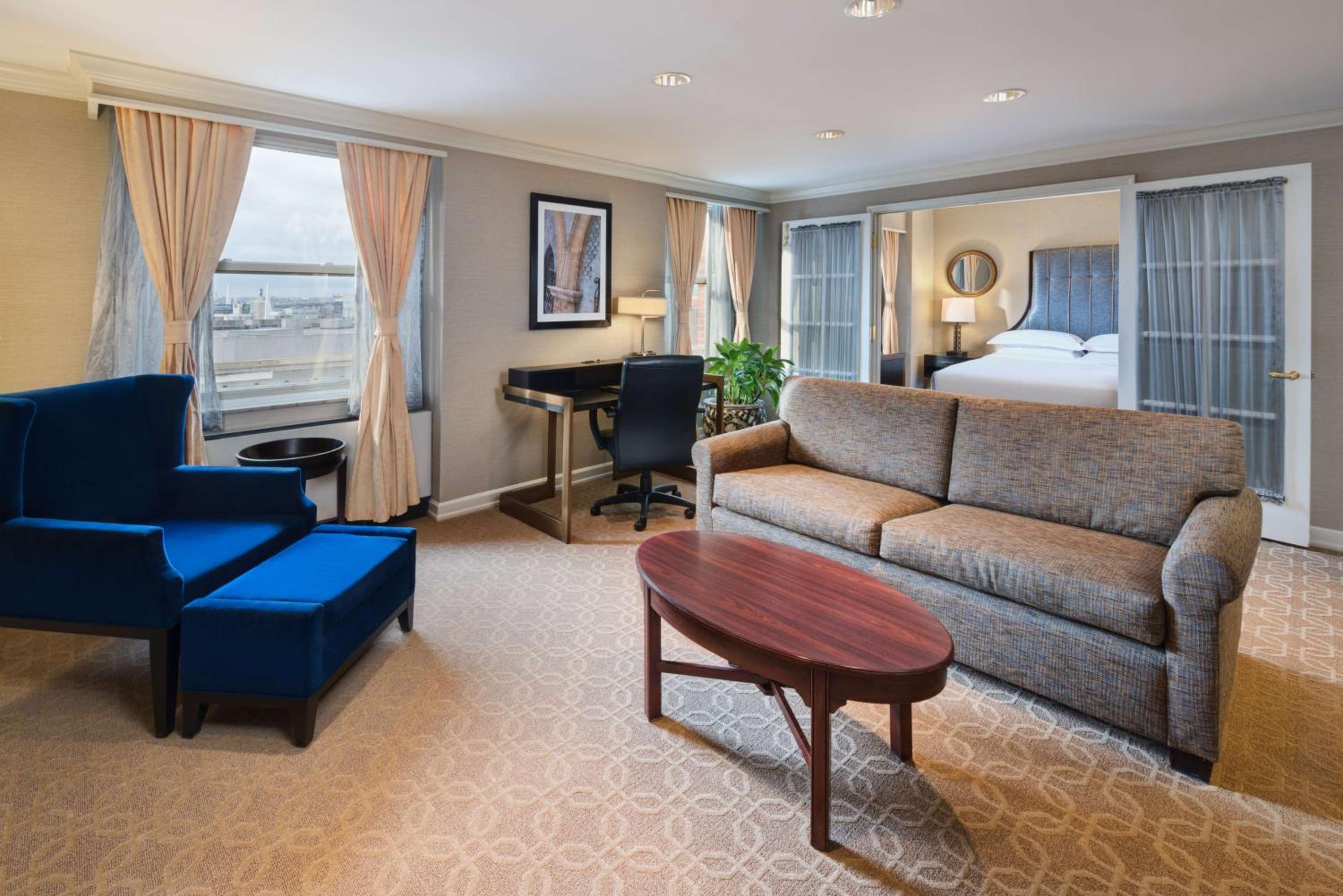 One-Bedroom King Suite