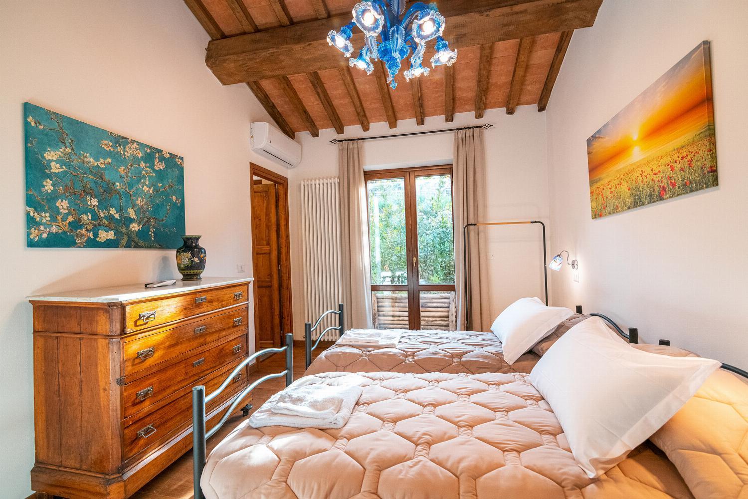 Villa photo 3