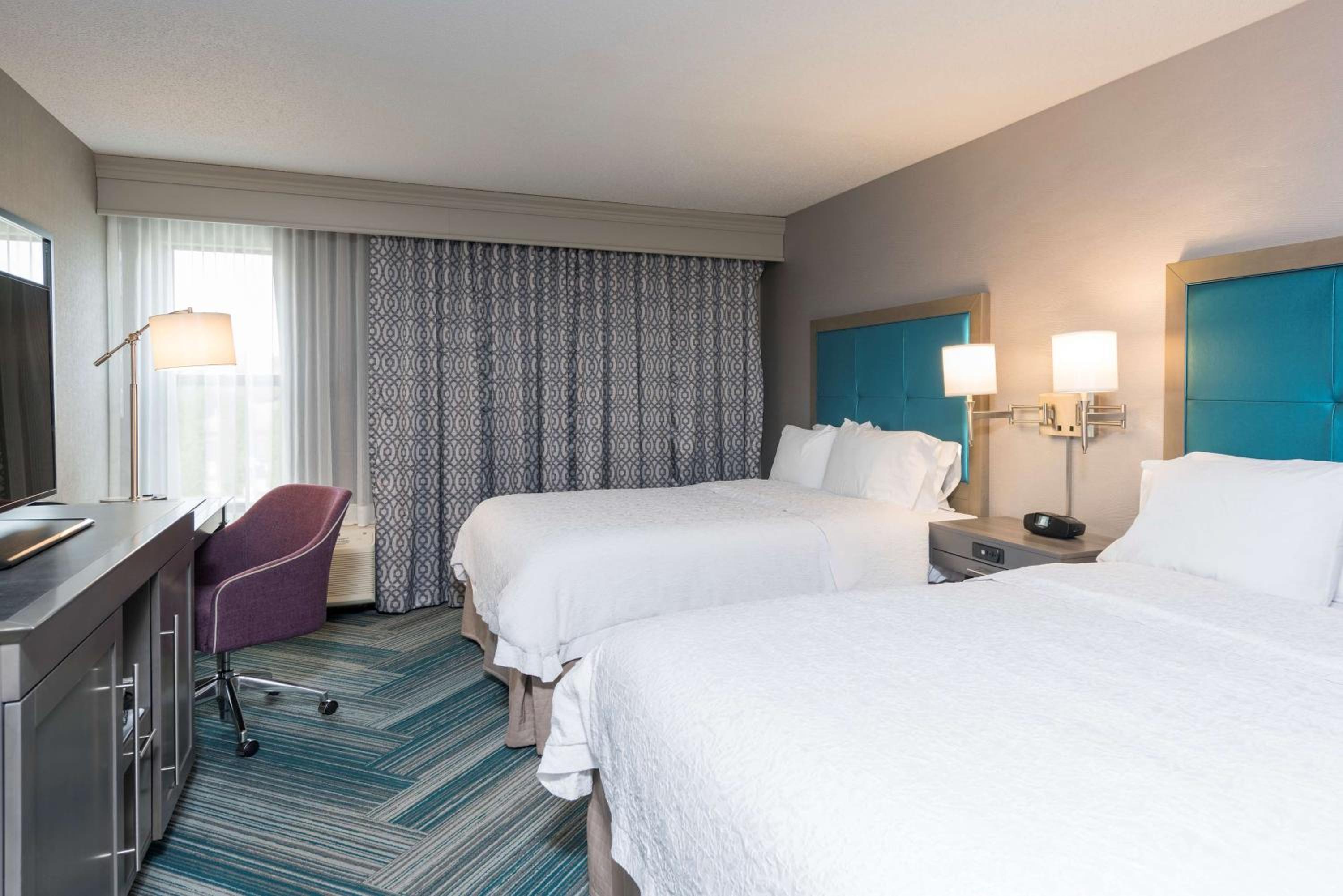 Double Room with Two Double Beds - Photo 3