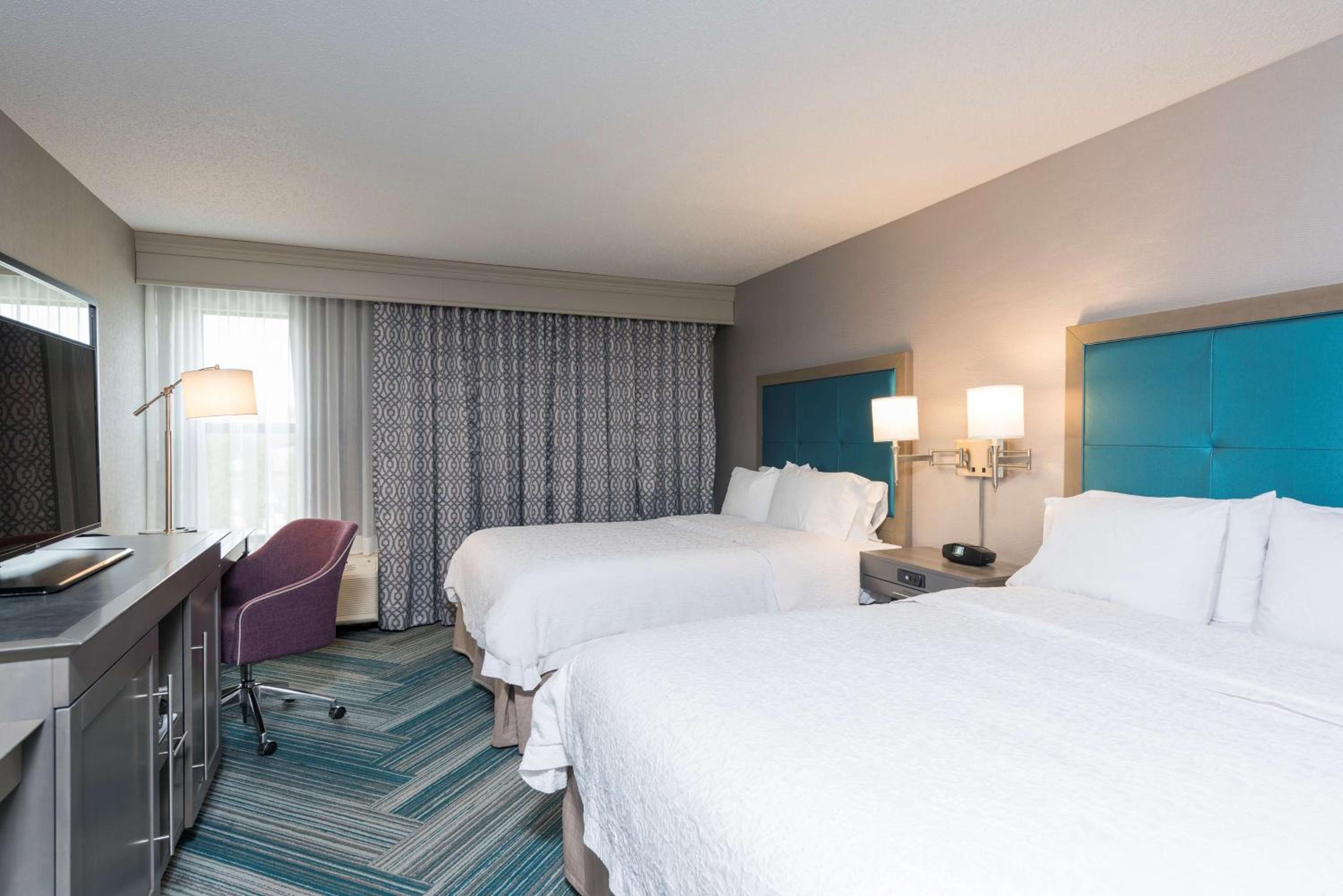 Double Room with Two Double Beds - Photo 4