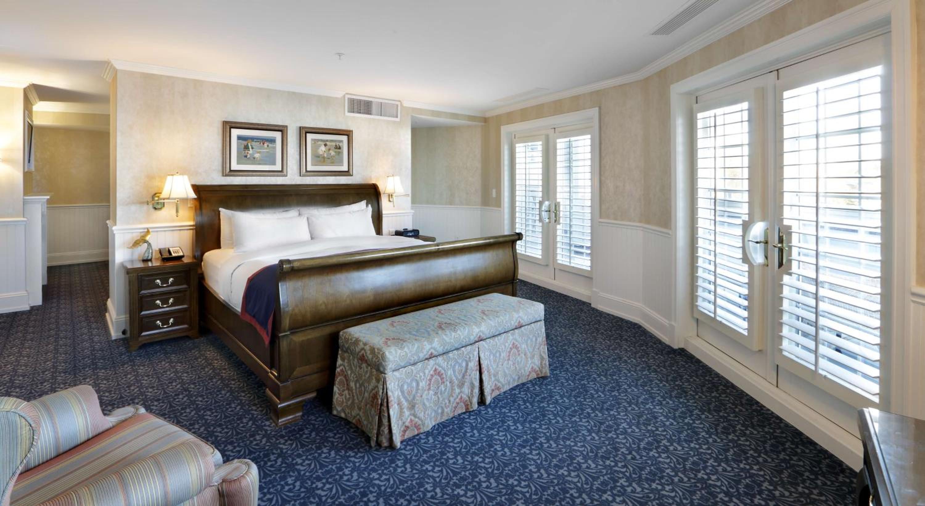 King Room with Balcony and Chaise Lounges - Photo 1