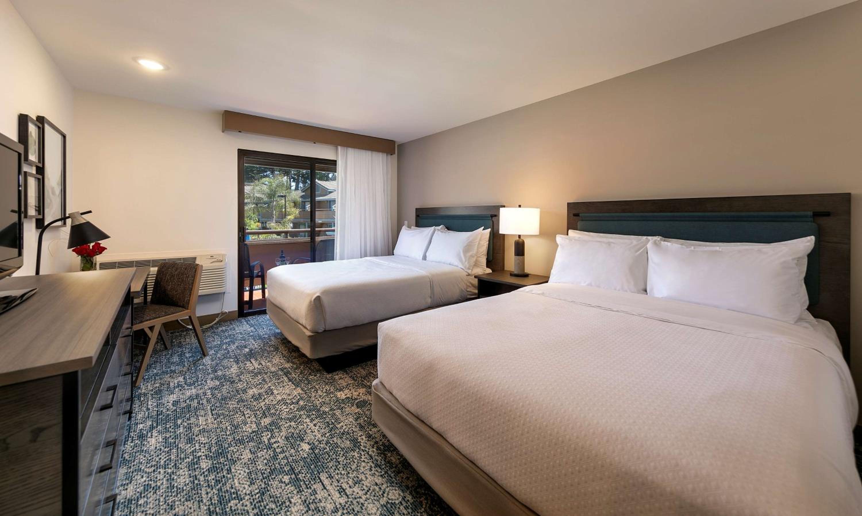 Queen Room with Two Queen Beds and Garden View