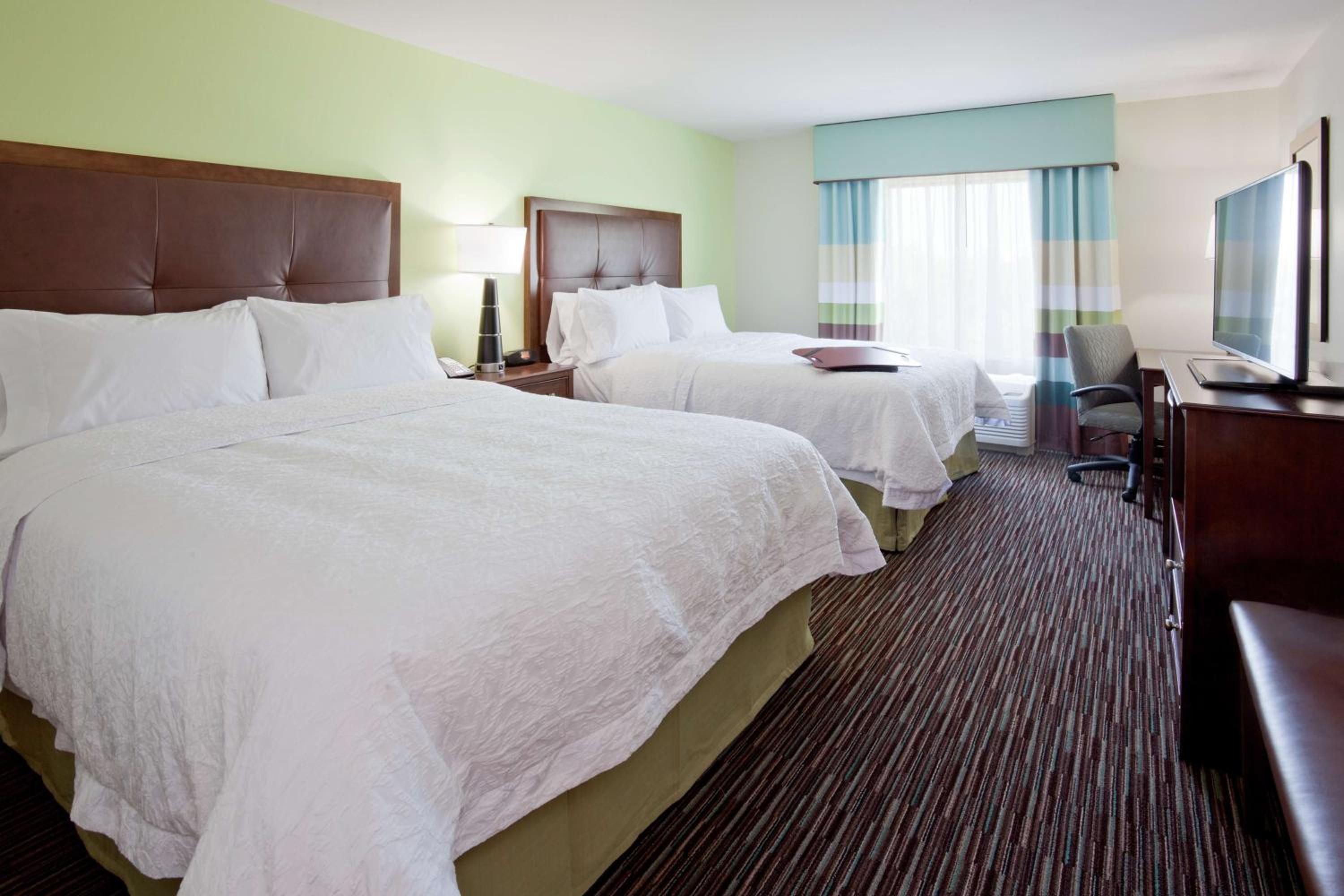 Queen Room with Two Queen Beds (4 Adults)