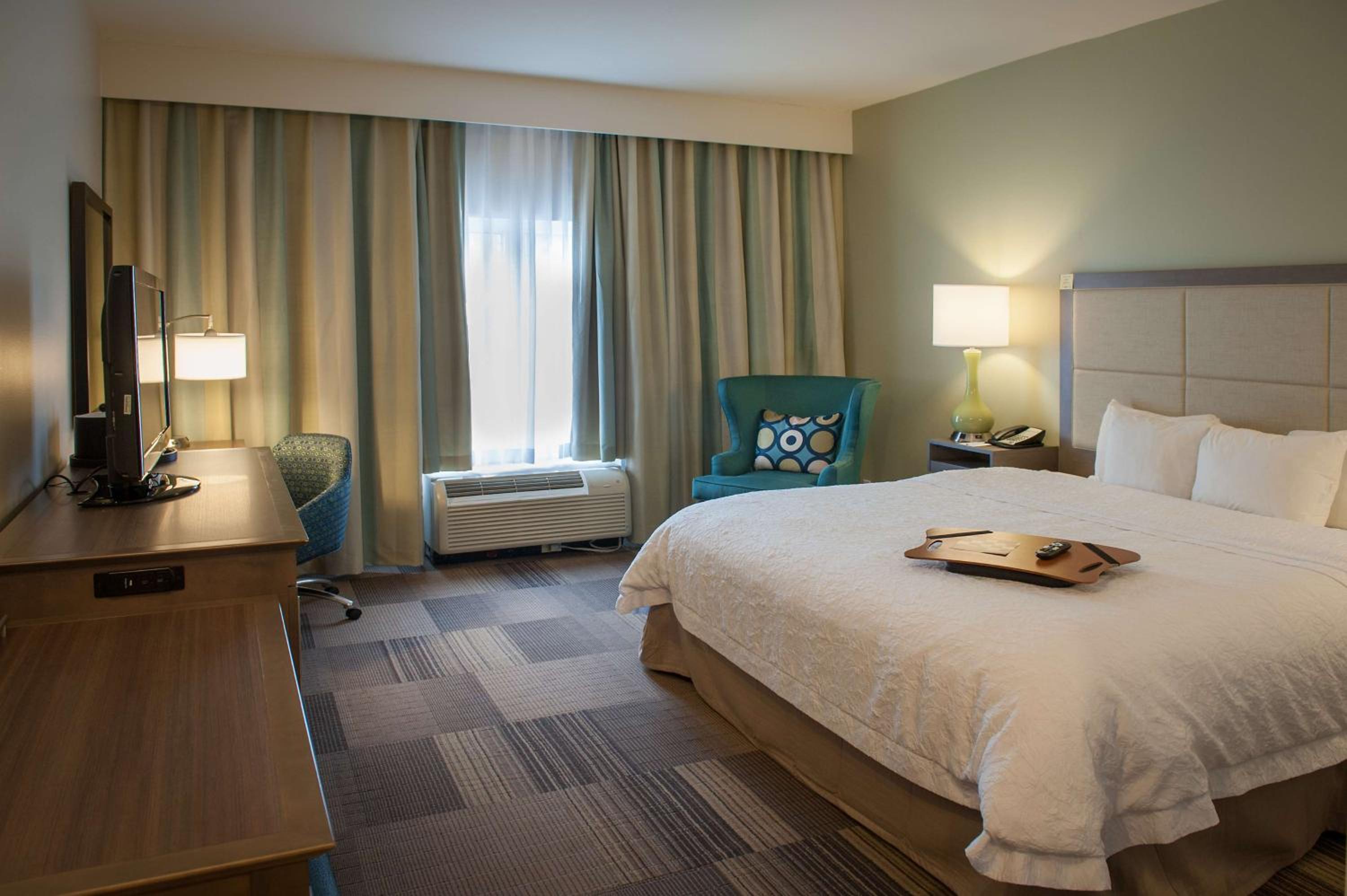 King Room - Mobility Access/Non-Smoking - Photo 1