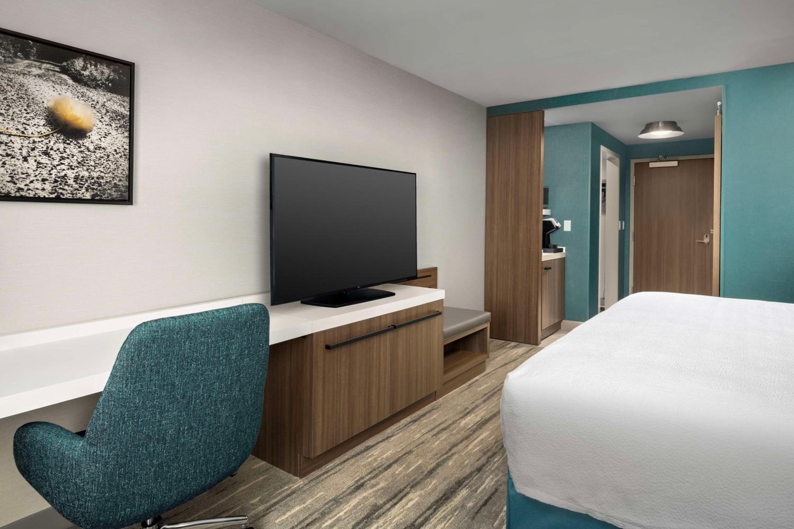 King Room - Hearing Access - Photo 2
