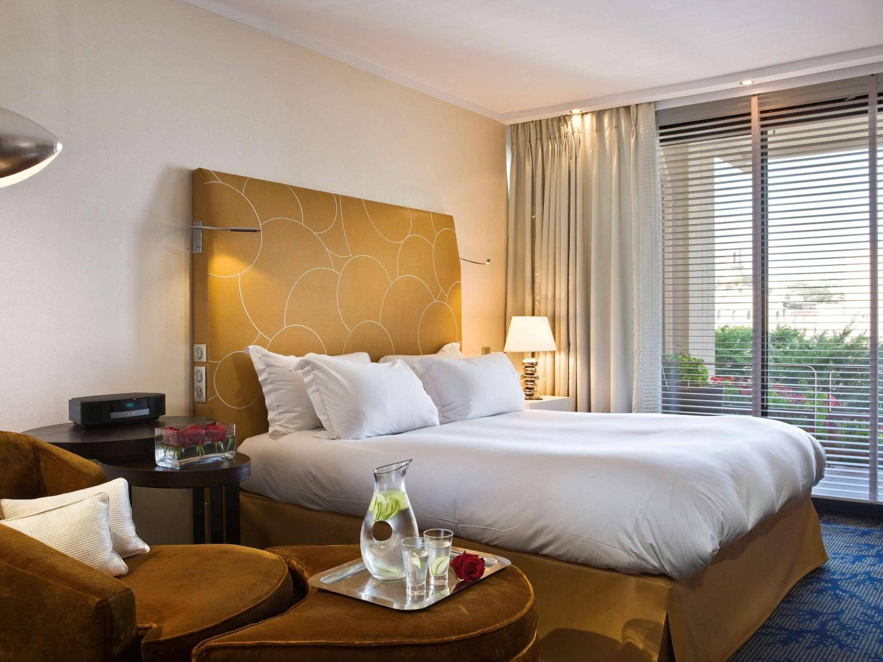 Luxury Room, with port view, One Double Bed, fitness and Sofitel Spa - Photo 9