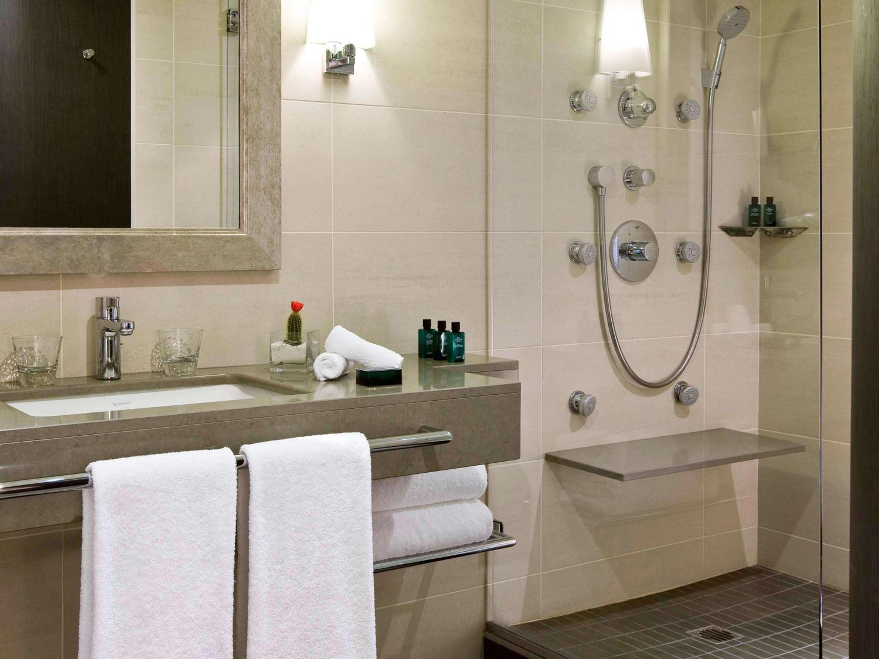Superior Double Room with Spa Access - Photo 7