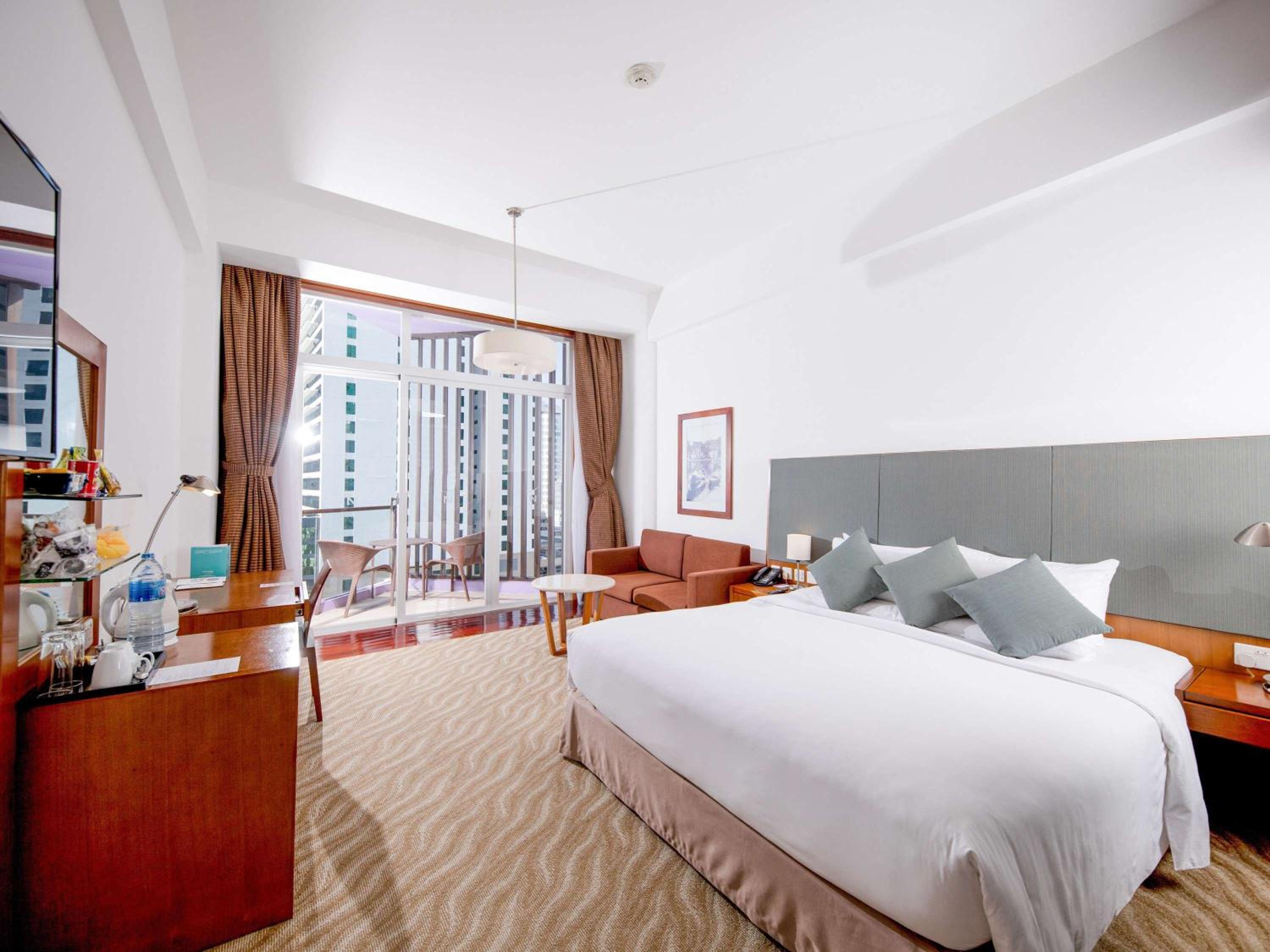 Standard King Room - Photo 4