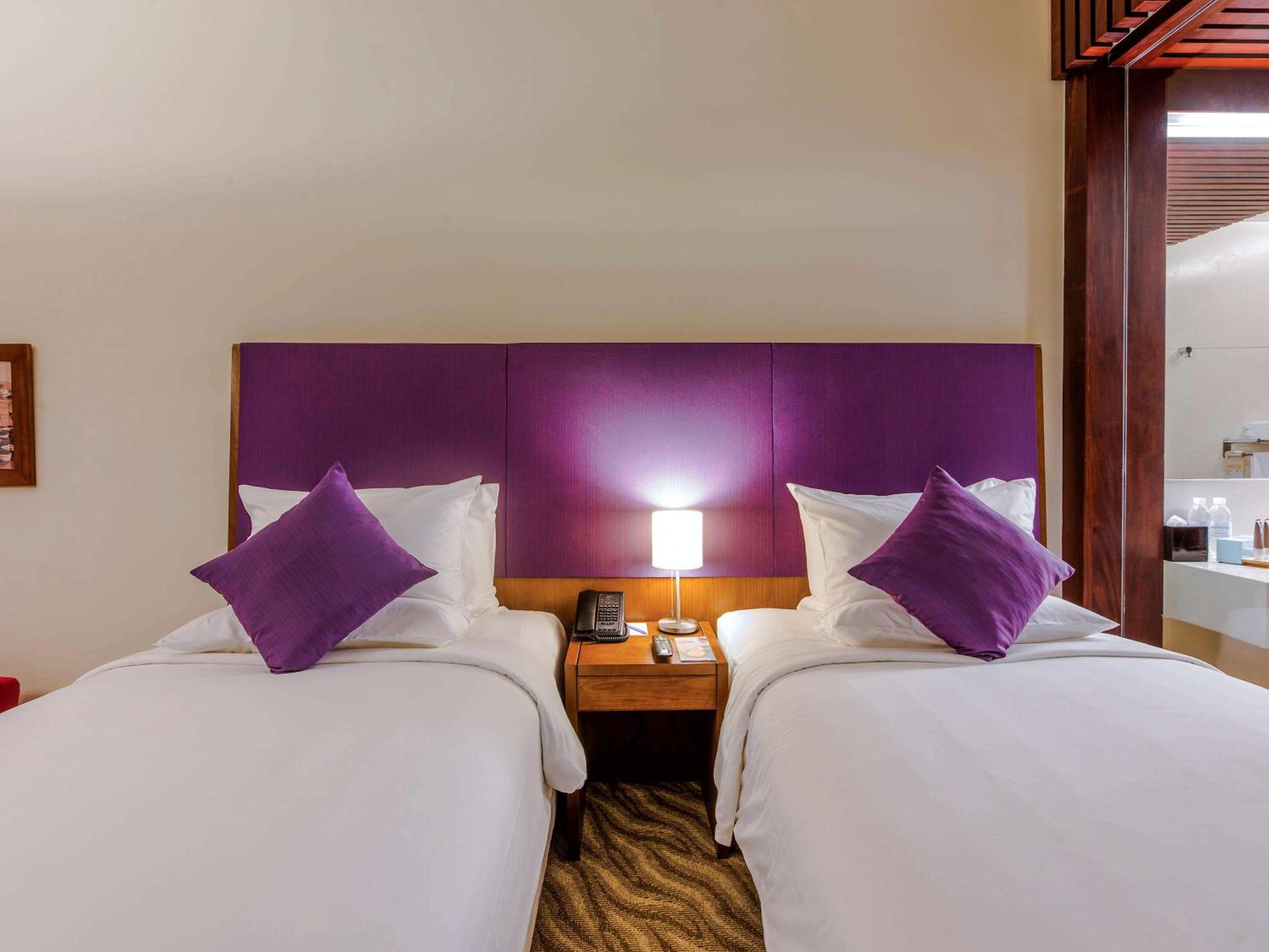 Superior Twin Room with Ocean View - Photo 2