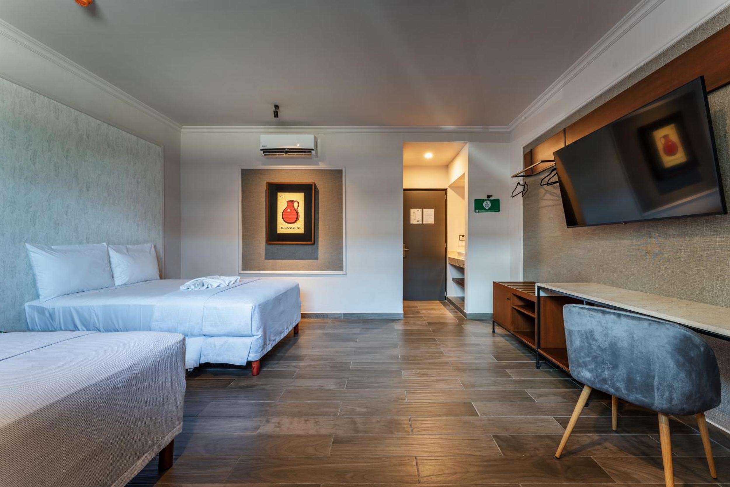 Double Room - Photo 20