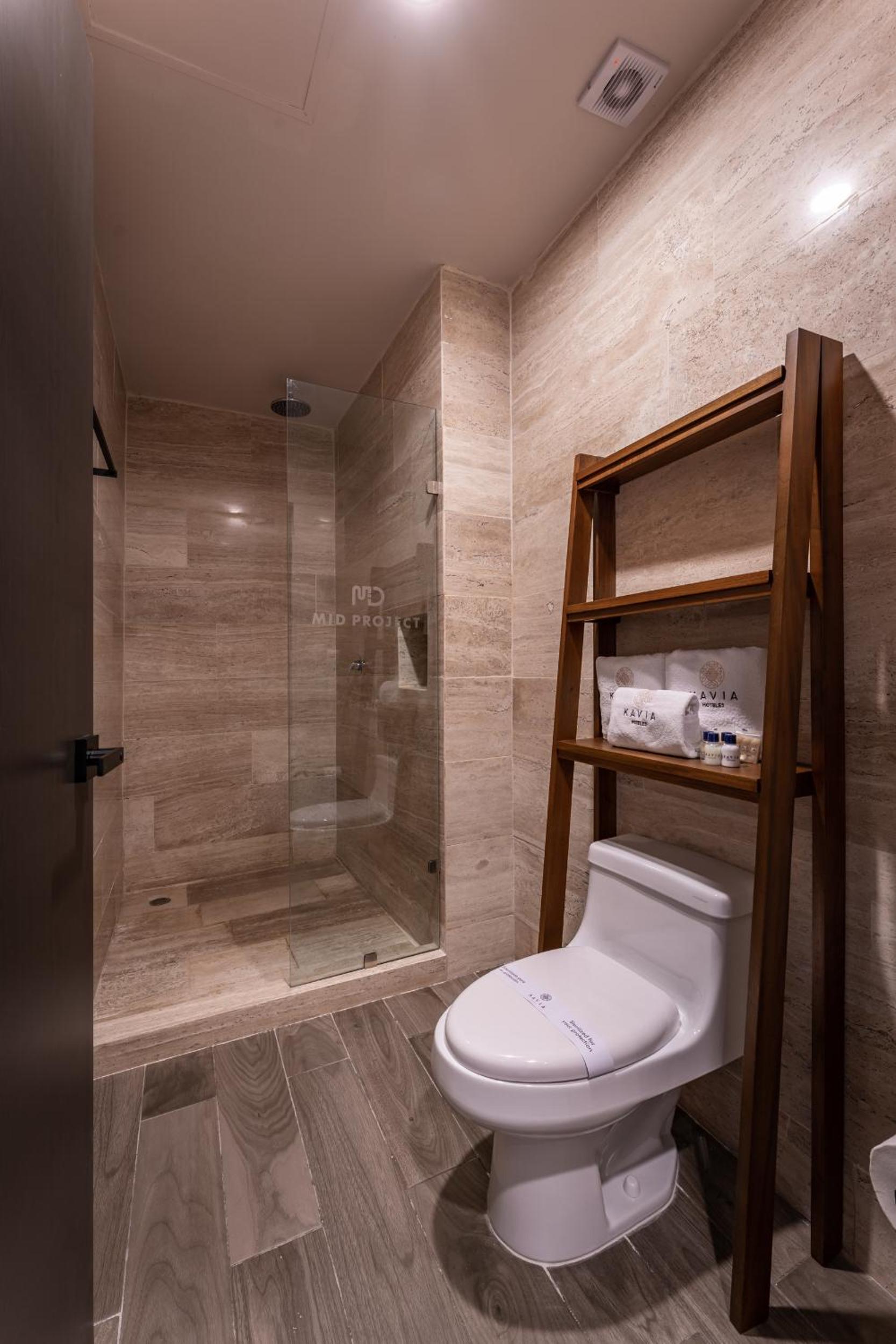 Double Room - Photo 8