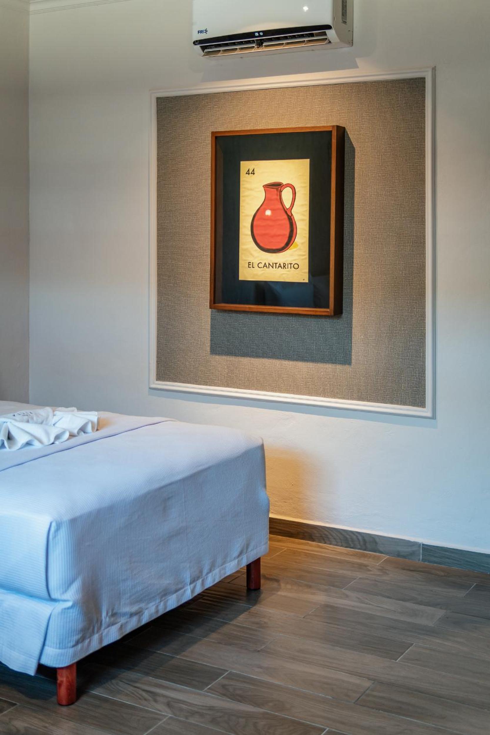 Double Room - Photo 7