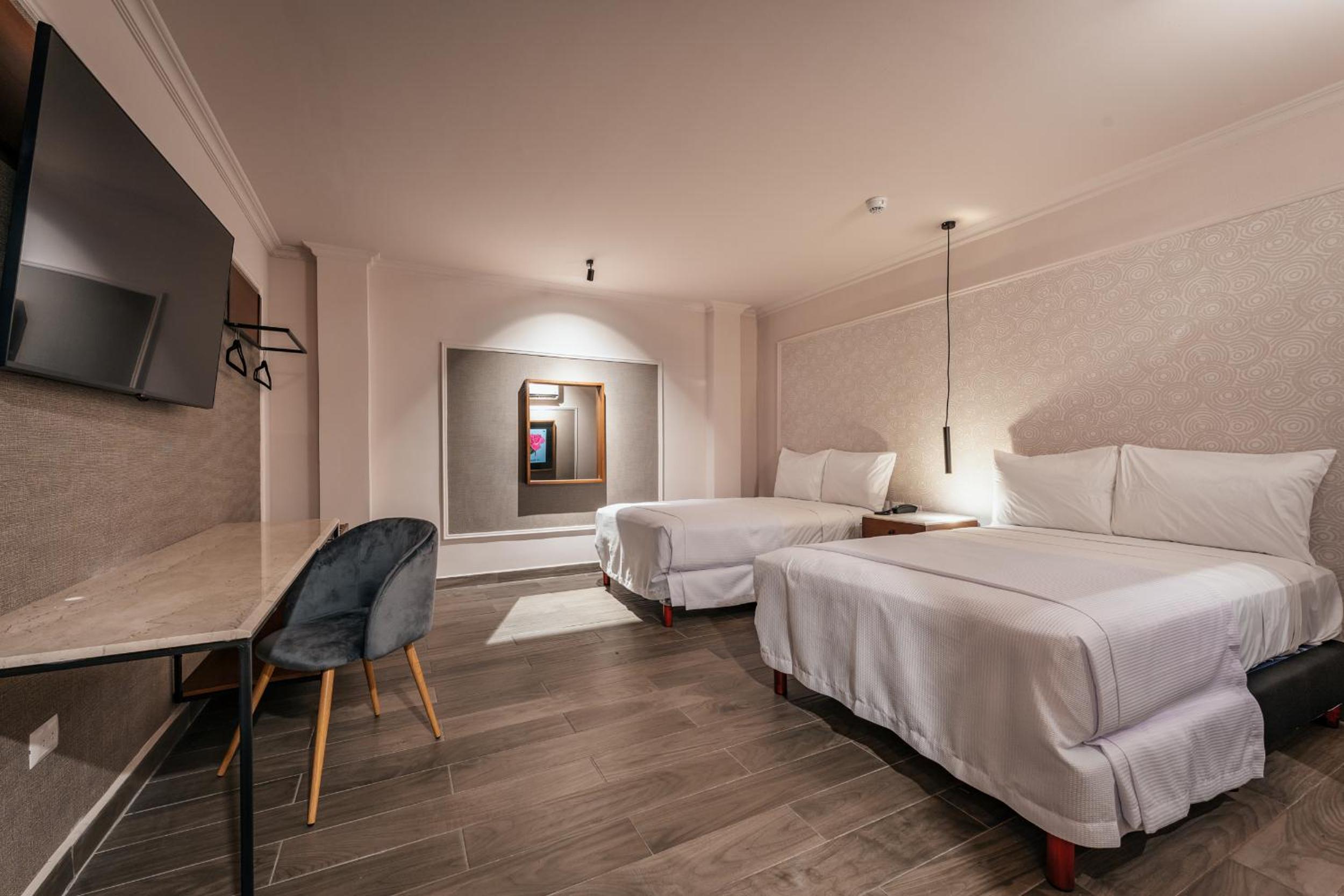 Double Room - Photo 1