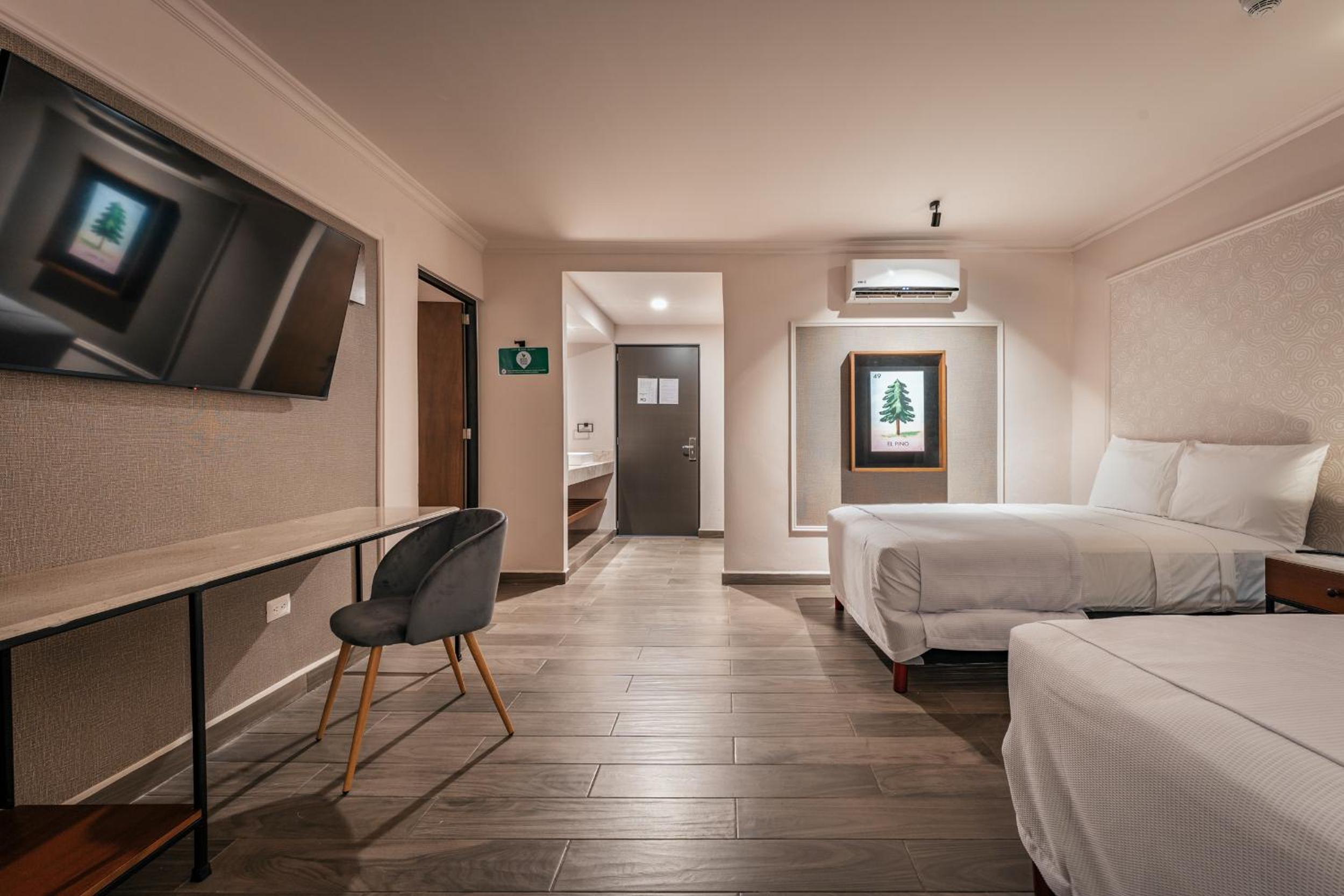 Double Room - Photo 21