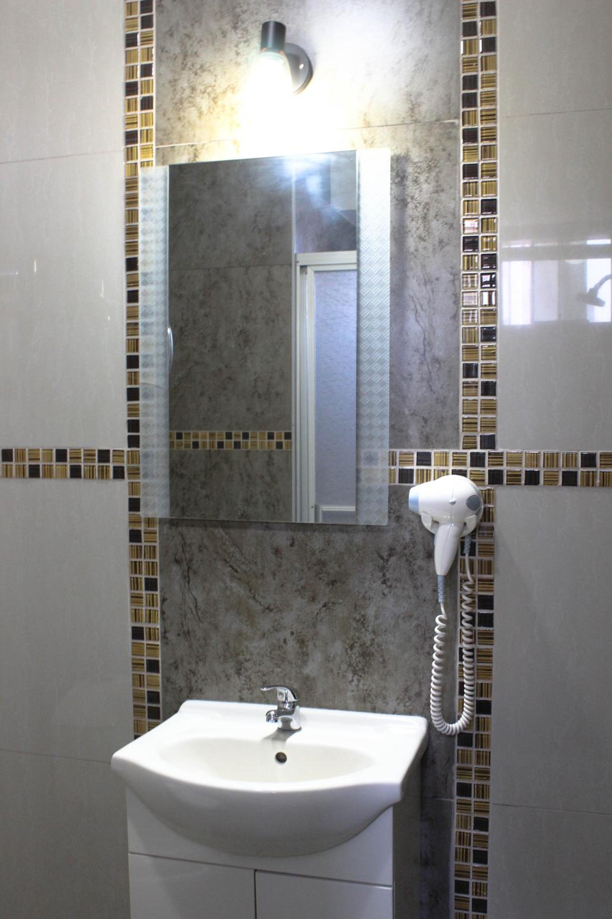 Superior Quadruple Room photo 3