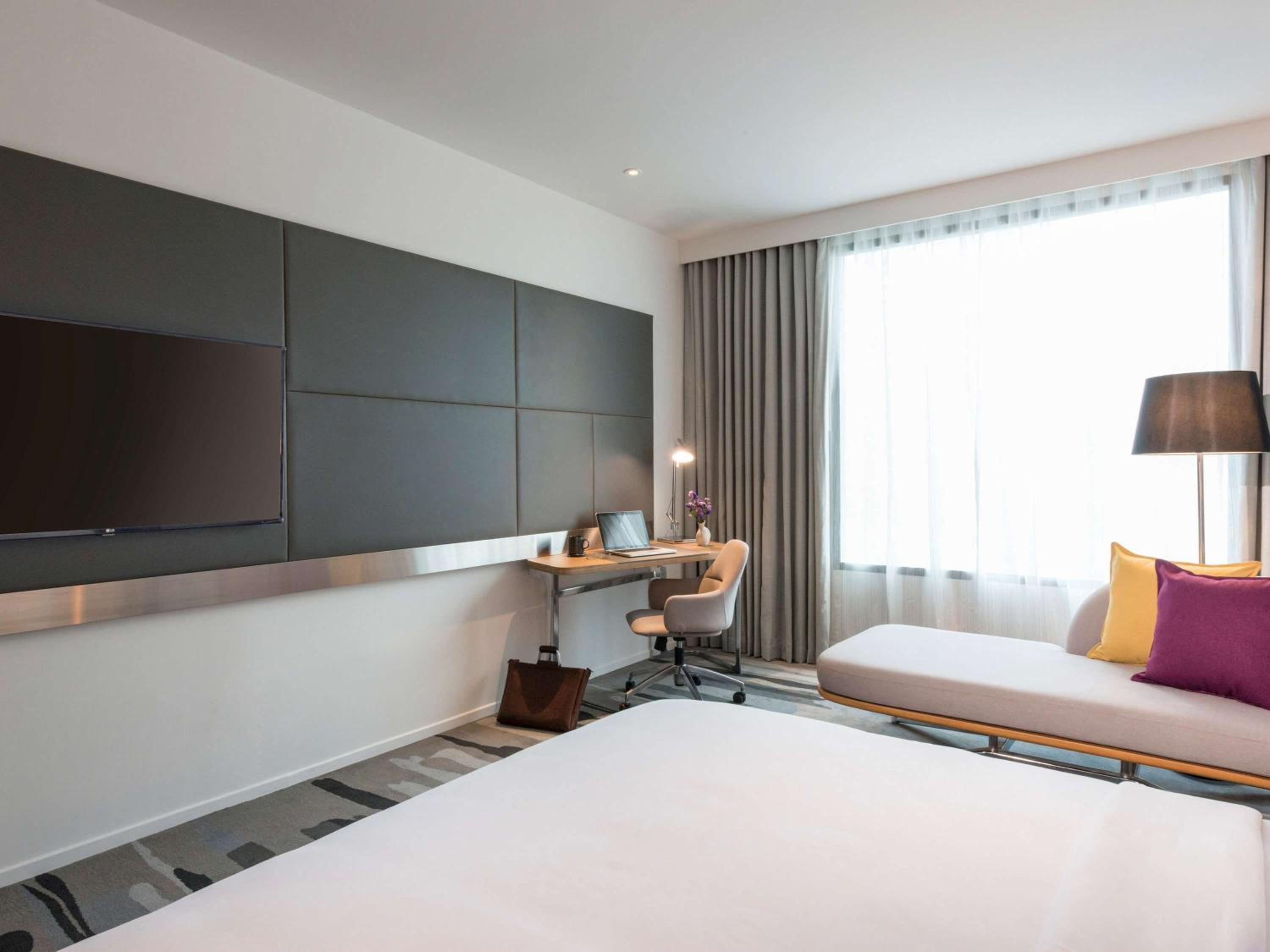 Grand Deluxe King Room