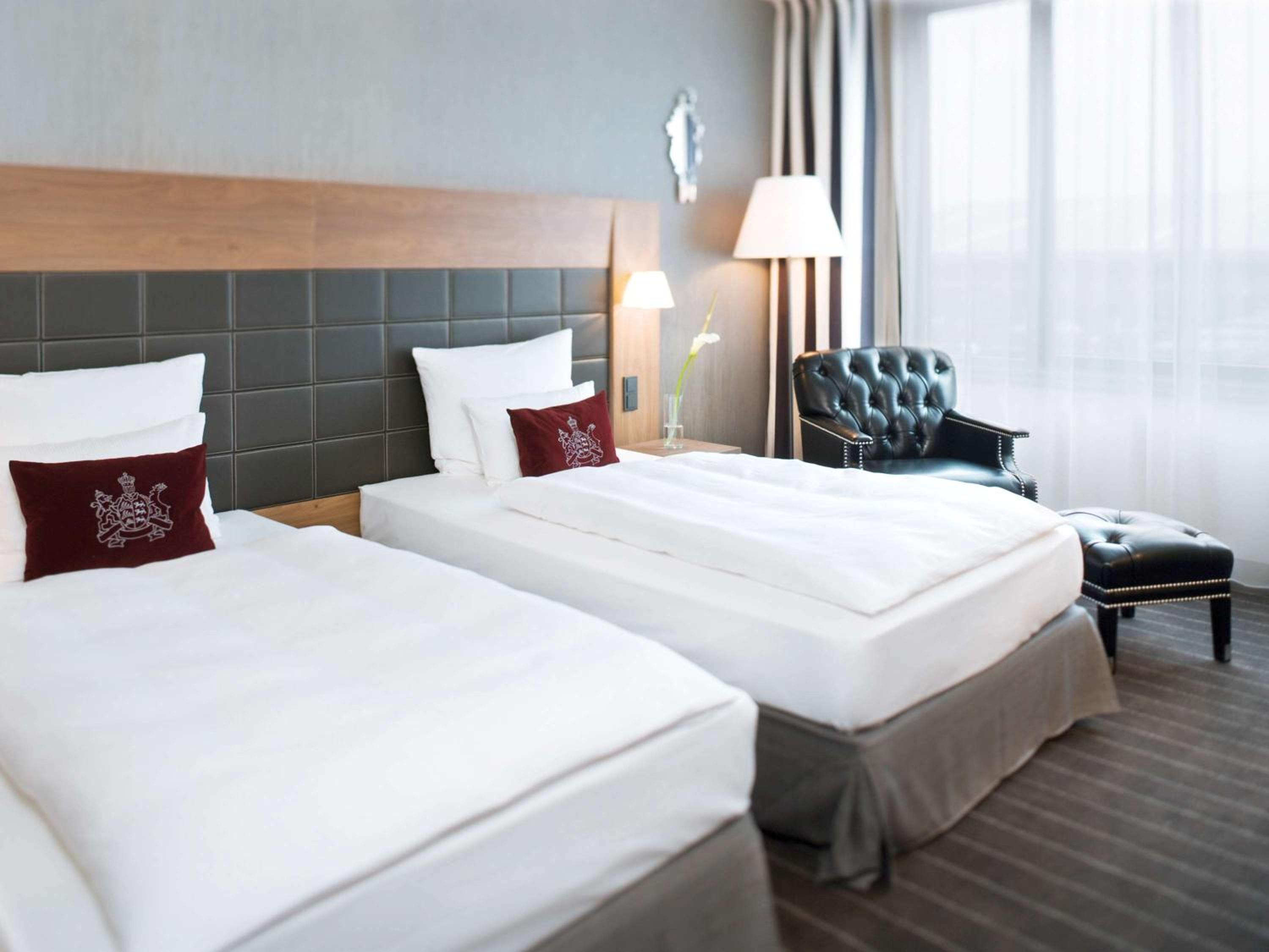 Premium Twin Room - Photo 1